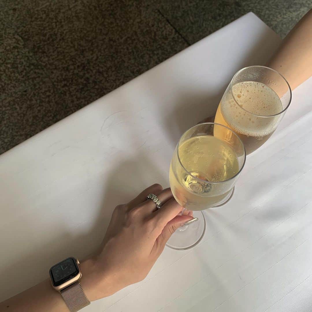 真部理子のインスタグラム：「最近の🍴 好きな人と一緒に食べるってとっても幸せね♬ ⁡ あの人とはダメ！今はダメ！ ⁡ とかそういうのではなく、 自分で決めるという事が一番。 ⁡ ⁡ あと、外食以外はほぼ自炊している 健康志向な私← 全部インスタでレシピ探検しています。🔍 ほんとすごい方ばかり！！ #リコ食堂 完敗です🫠 ⁡ みなさん、おすすめの方いらっしゃいますか？？ ⁡ ⁡ ⁡ #リコトレ #最近食べた物 #広島グルメ #広島カフェ #広島ランチ #広島昼飲み #広島洋食 #広島ディナー」