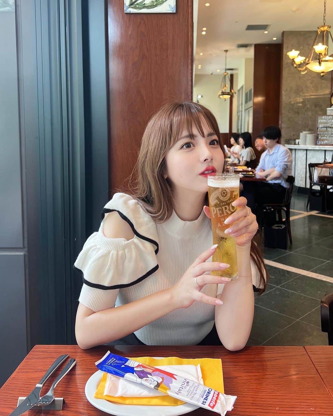 横山紗弓のインスタグラム：「イタリア気分を味わえる🥂✨ 📍PIZZARIA da GAETANO /大名 ・厳選牛肉"タリアータ"ルーコラとパルミジャーノ ・カラスミと青唐辛子のソース 　※ジッリからスパゲッティに変更 ・マルゲリータ 何度お伺いしてもやはりどれも美味しい♡ お昼からビール最高でした！ ひとつ前のリール投稿も是非ご覧ください🧵 #福岡 #福岡観光 #福岡グルメ #福岡ランチ #福岡カフェ #福岡大名ガーデンシティ #福岡大名ガーデンシティ広場  #gaetano #大名グルメ #大名ランチ #大名カフェ #リッツカールトン福岡」