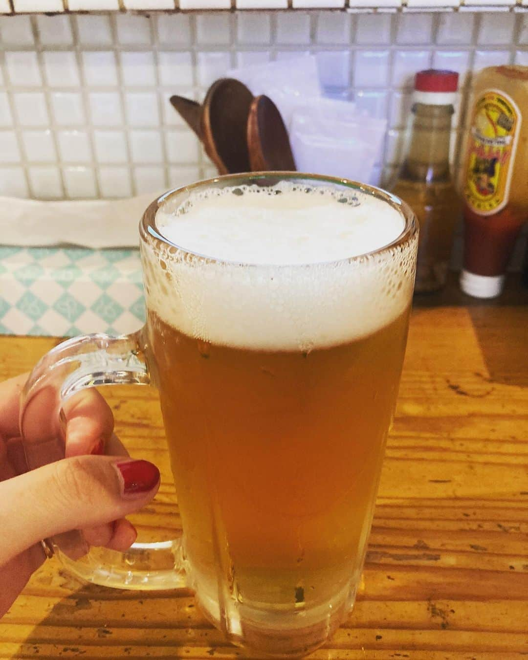 中村千尋のインスタグラム：「#最高 録るもの終わったので 飲んでもいいよね？ ひさあああしぶりのビール」