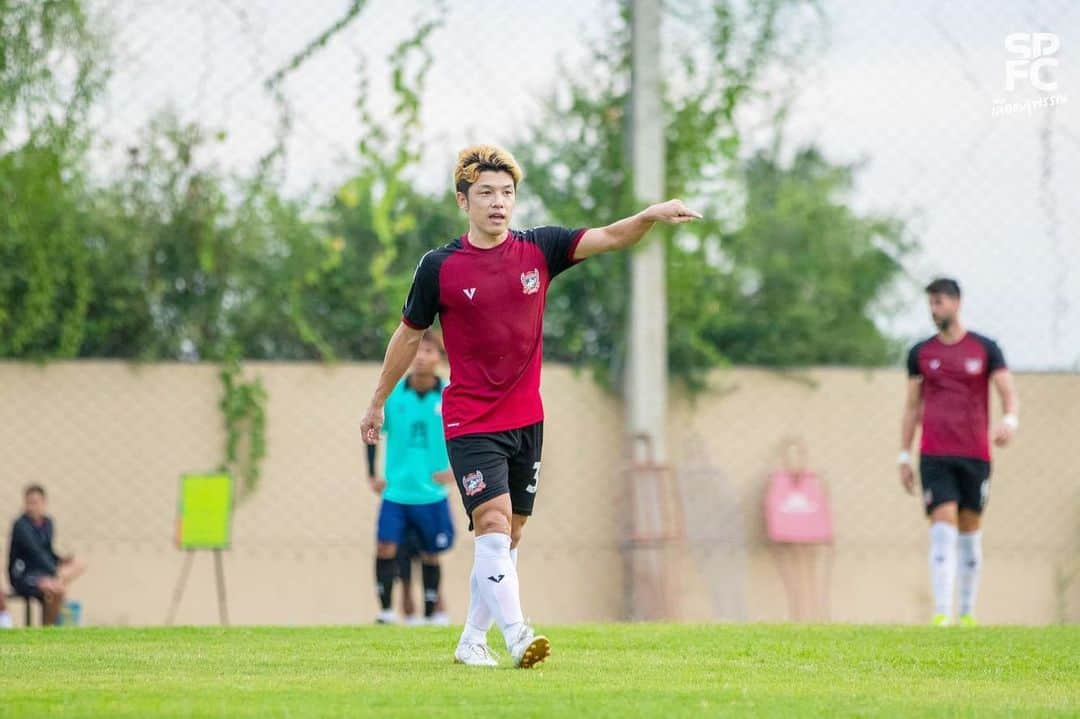 馬場悠企さんのインスタグラム写真 - (馬場悠企Instagram)「First practice game. 🔥🐘  #suphanburi #volt #thaileague #footballplayer #soccer #37」7月2日 21時23分 - yuki_bamba32