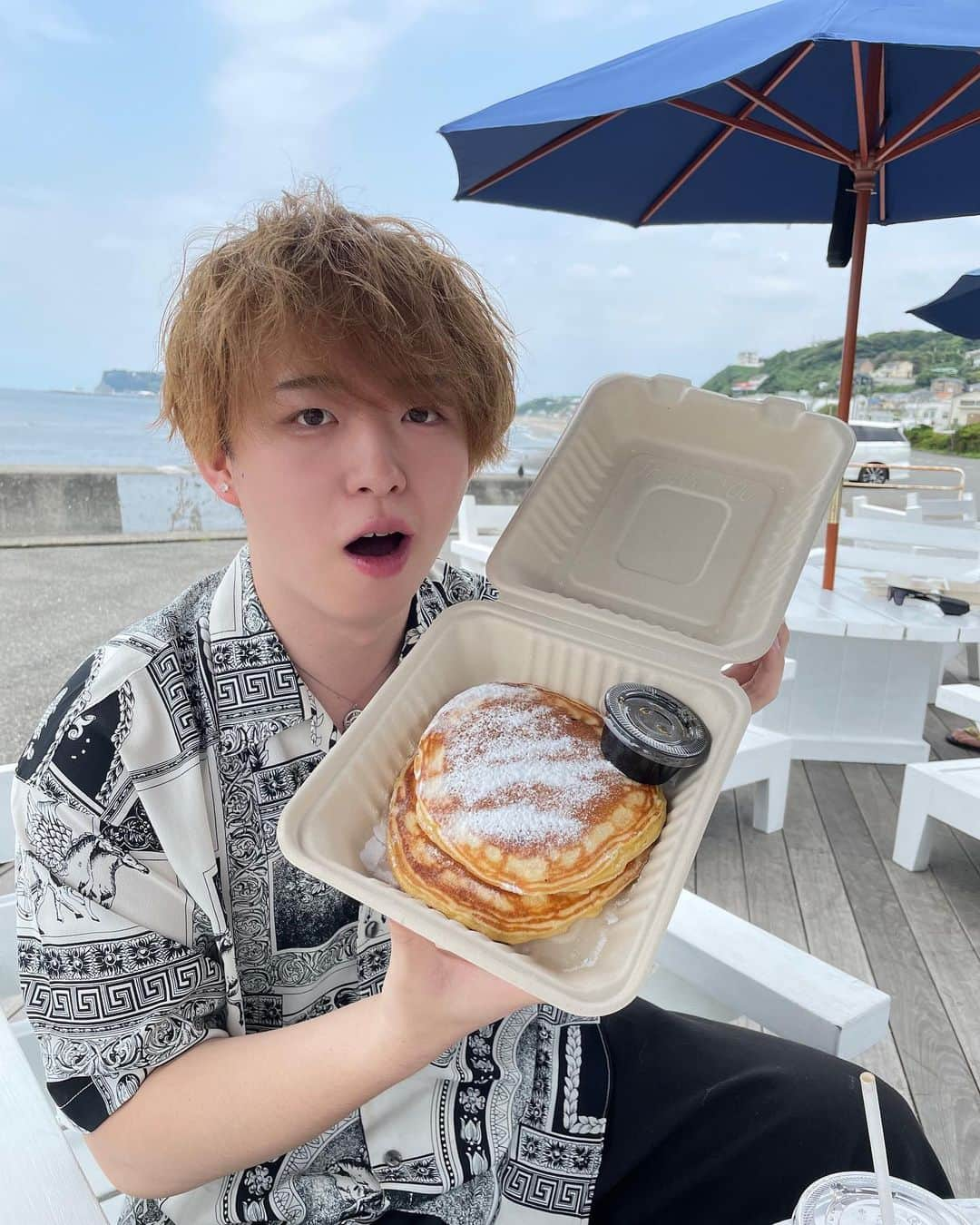 ハヤテのインスタグラム：「最強に美味しい🤤 このパンケーキを人生のフルコースに加える🥞  #アクシデンターズ #パンケーキ #グルメ #モーニング #Pacific DRIVE-IN」