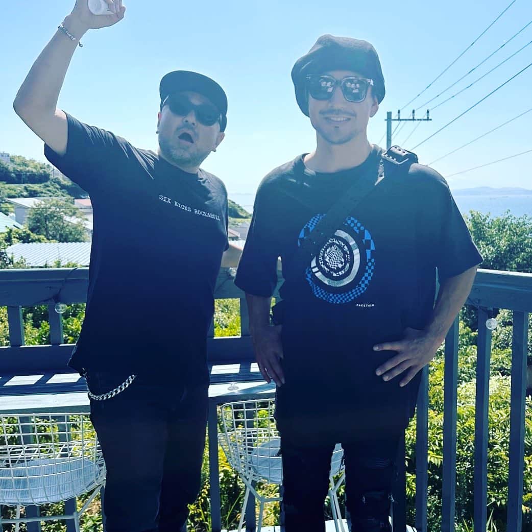 マッコイ斉藤のインスタグラム：「魔裟斗さんとずーっとツーリングしてました。ずーっと途中からスズメバチ退治したり。 #魔裟斗  #TOKYOBB」