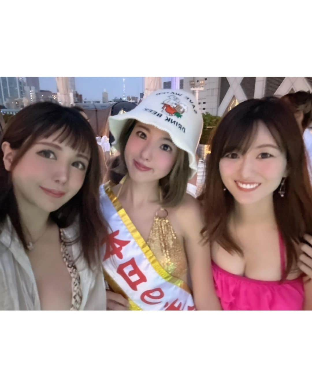 にゃんさんゴルフさんのインスタグラム写真 - (にゃんさんゴルフInstagram)「毎年恒例のしおちゃんお誕生日会👏  今年は 水着✖️サウナ✖️プール👙 貸切🤘  そのあとは、水道橋駅近くの你好っていう中華🥟🇨🇳 人気店なのかな！すごい混んでた😍 美味しかったし、一気に爆食いw  #お誕生日会 #水着#サウナ#プール#ナイトプール#貸切 #東京ドーム#東京ドームホテル#東京ドームホテルプール #水道橋グルメ#水道橋#水道橋中華#你好#ニーハオ #mizugi#sauna#pool#happybirthday」7月2日 21時43分 - miiiii0228