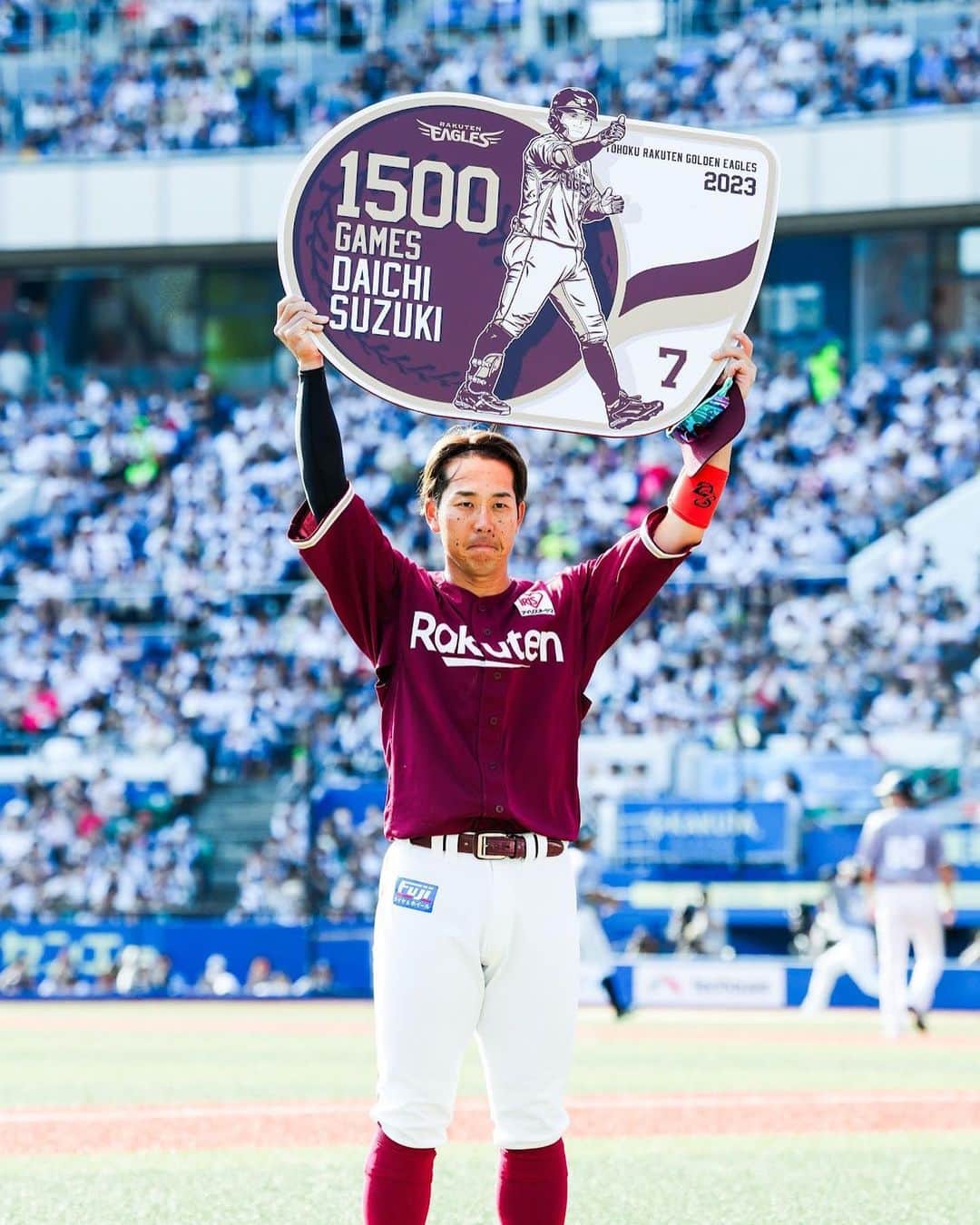 鈴木大地のインスタグラム：「1500試合出場することができました✨ 今までお世話になった全ての方々に感謝しています！ ありがとうございました！ この気持ちを忘れずにこれからも頑張ります！」