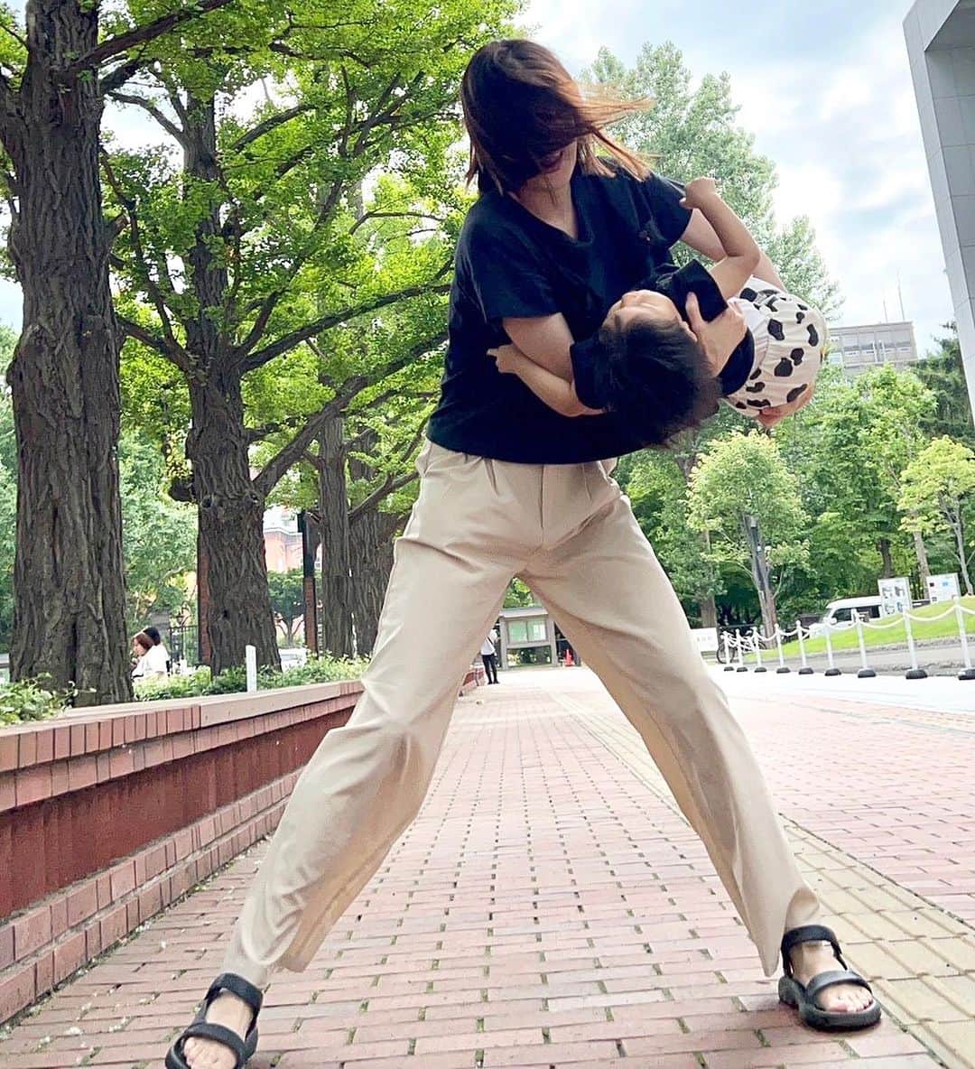 高橋麻美さんのインスタグラム写真 - (高橋麻美Instagram)「． ． 私の子育て。  #子育て#躍動感 #よさこいかな？」7月2日 22時59分 - charmy421