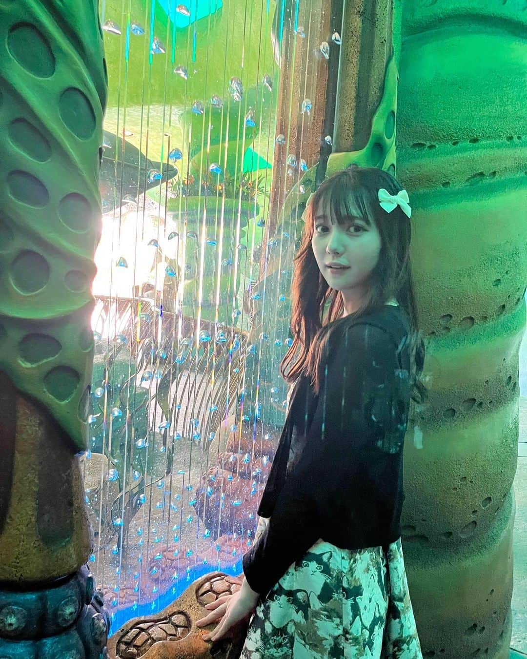 菅井純愛さんのインスタグラム写真 - (菅井純愛Instagram)「・  under the sea 🪸   #06  #06년생  #06line  #disneysea  #disneystyle  #tokyodisneysea  #ディズニーシー  #ディズニーコーデ  #underthesea  #mermaidlagoon  #mermaid  #fashionstyle  #ootd  #高校生  #highschoolgirl  #japanesegirl  #jk  #jk2  #sjk  #高身長女子  #173cm  #고등학생  #데일리  #디즈니  #셀카  #일본여자  #오오티디  #일본  #ガーリーコーデ  #アリエル」7月2日 23時09分 - aria_sugai