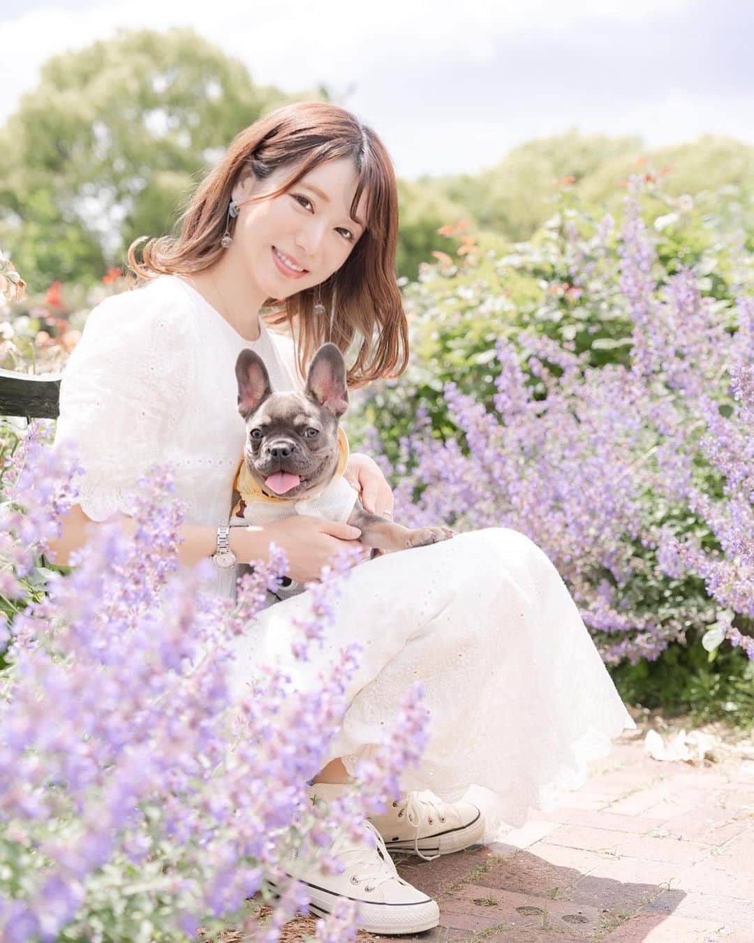 きいたんさんのインスタグラム写真 - (きいたんInstagram)「🌴🌼 ⁡ ⁡ いちご写真やと老けるのなんでやろ🤣🤣 ⁡ 着用してる白ワンピースは @shein_japan の 商品番号14233834です👗 少しだけ透けるのでインナー必須かも! ⁡ お得なクーポンコード☞6S89 0〜5999円で15%オフ 6000円以上のご購入で20％オフです❣︎ 有効期限☞2023/07/31 ⁡ ⁡ ⁡ ⁡  #saveinstyle #SHEIN #SHEINコーデ #SHEIN購入品 #夏コーデ #夏服  #購入品紹介」7月2日 23時12分 - k11_tan