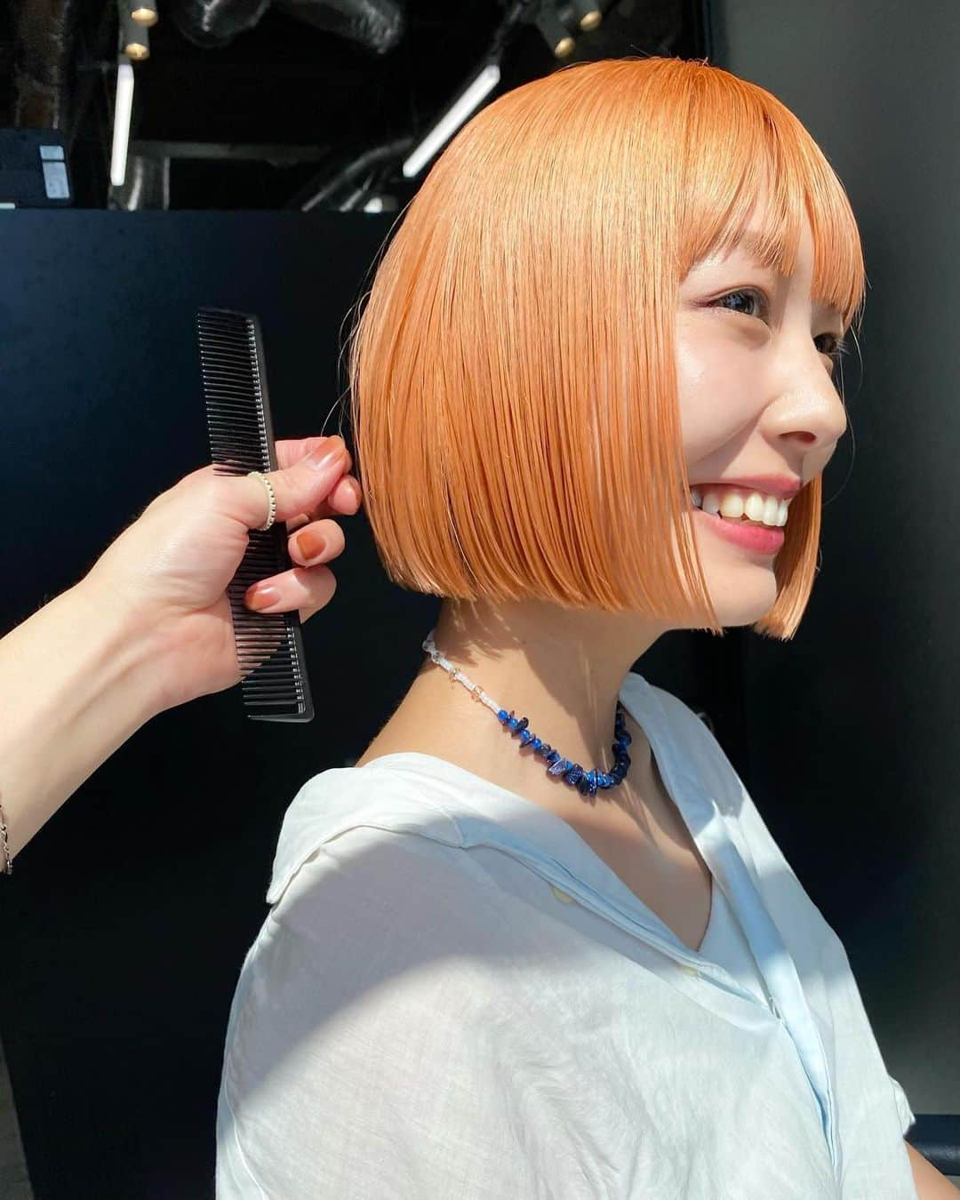 きぬがわひかるさんのインスタグラム写真 - (きぬがわひかるInstagram)「〝orange bob〟  今回は高めのトーンからオレンジカラーにしつつ、品のある大人ハイトーンを意識してます✔︎  派手すぎないけど、どこか遊びのあるスタイルを  もちろん髪のダメージは最小限にさせていただいてますよ☺︎」7月2日 23時19分 - hikaru.kinugawa