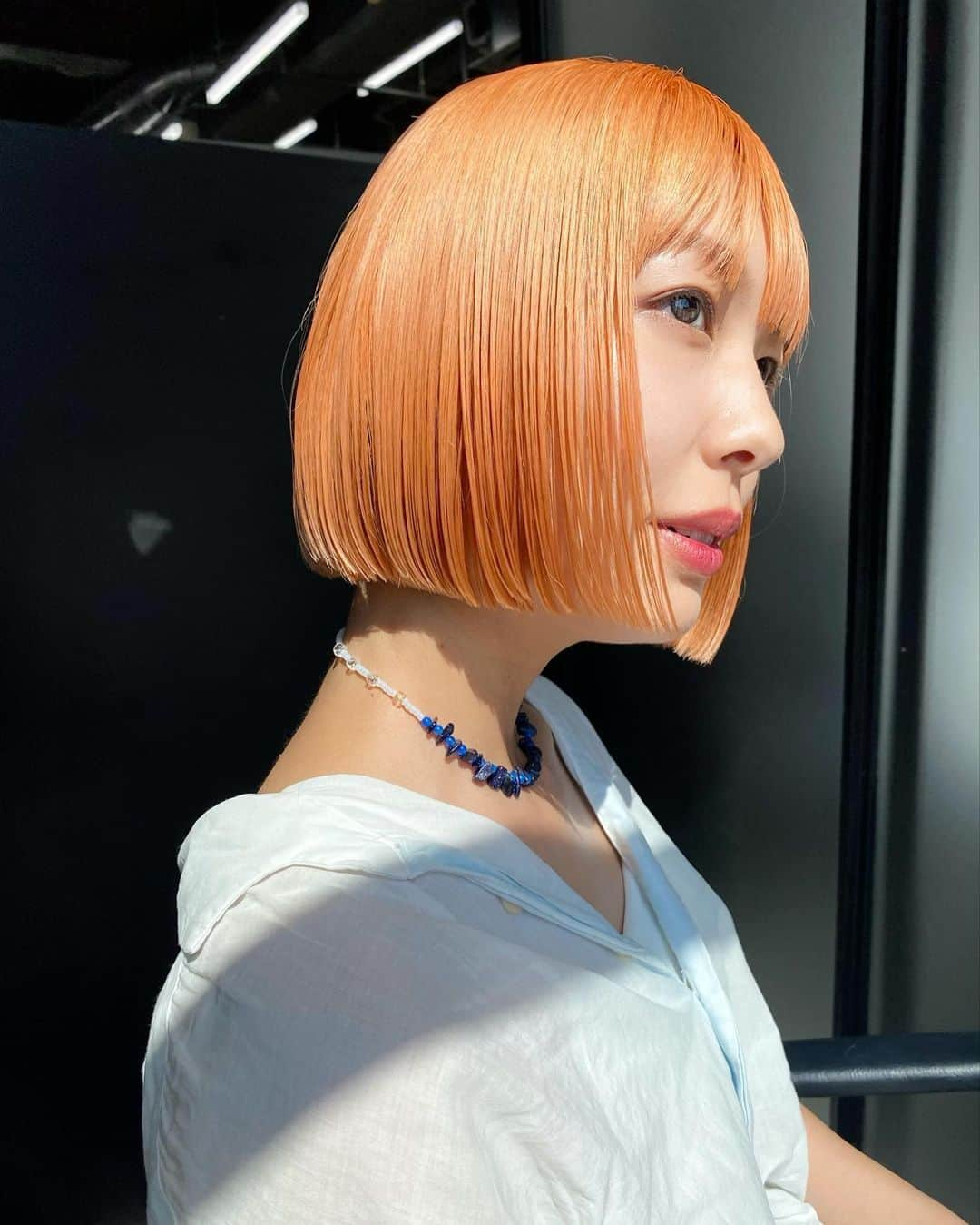 きぬがわひかるさんのインスタグラム写真 - (きぬがわひかるInstagram)「〝orange bob〟  今回は高めのトーンからオレンジカラーにしつつ、品のある大人ハイトーンを意識してます✔︎  派手すぎないけど、どこか遊びのあるスタイルを  もちろん髪のダメージは最小限にさせていただいてますよ☺︎」7月2日 23時19分 - hikaru.kinugawa