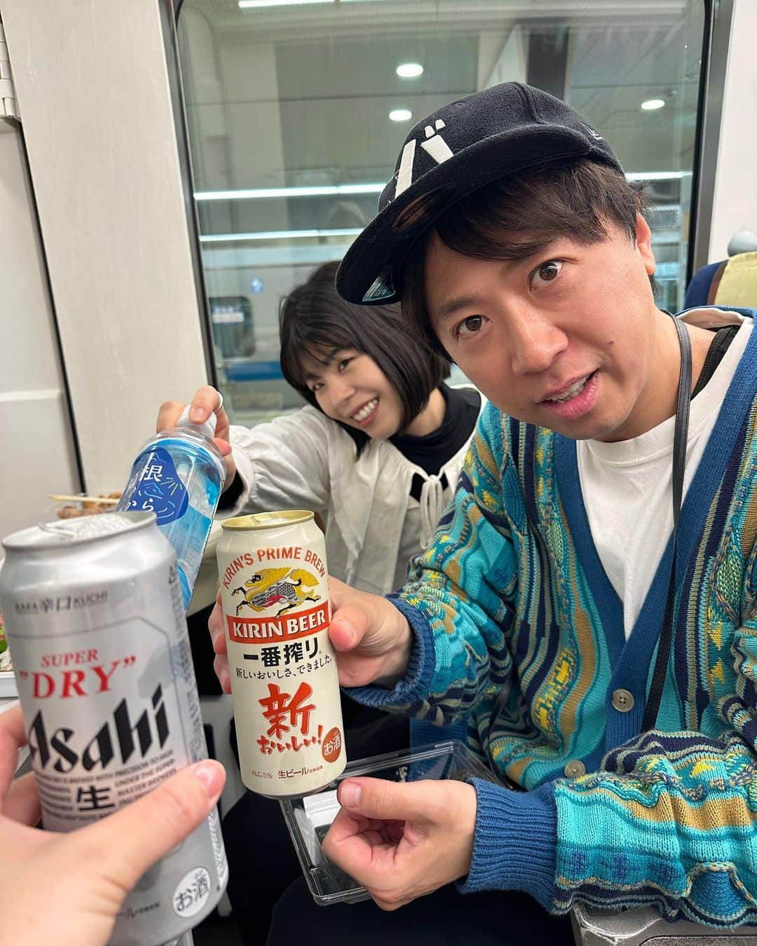 あいすけさんのインスタグラム写真 - (あいすけInstagram)「#旅行といえば缶ビール#缶ビールといえば旅行#家でも缶ビール#缶ビールと私は一心同体」7月2日 23時20分 - aisuke.aokiai