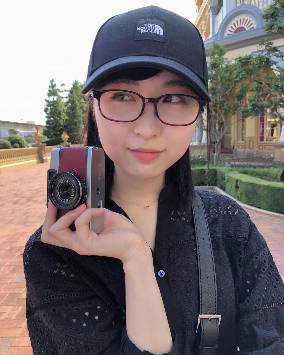 中村守里さんのインスタグラム写真 - (中村守里Instagram)「明日から『カメラ、はじめてもいいですか？』放送始まります！ BS松竹 毎週(月)夜10:30～  中村もカメラはじめました。🦭🦭🦭」7月2日 23時59分 - nakamura_shuri