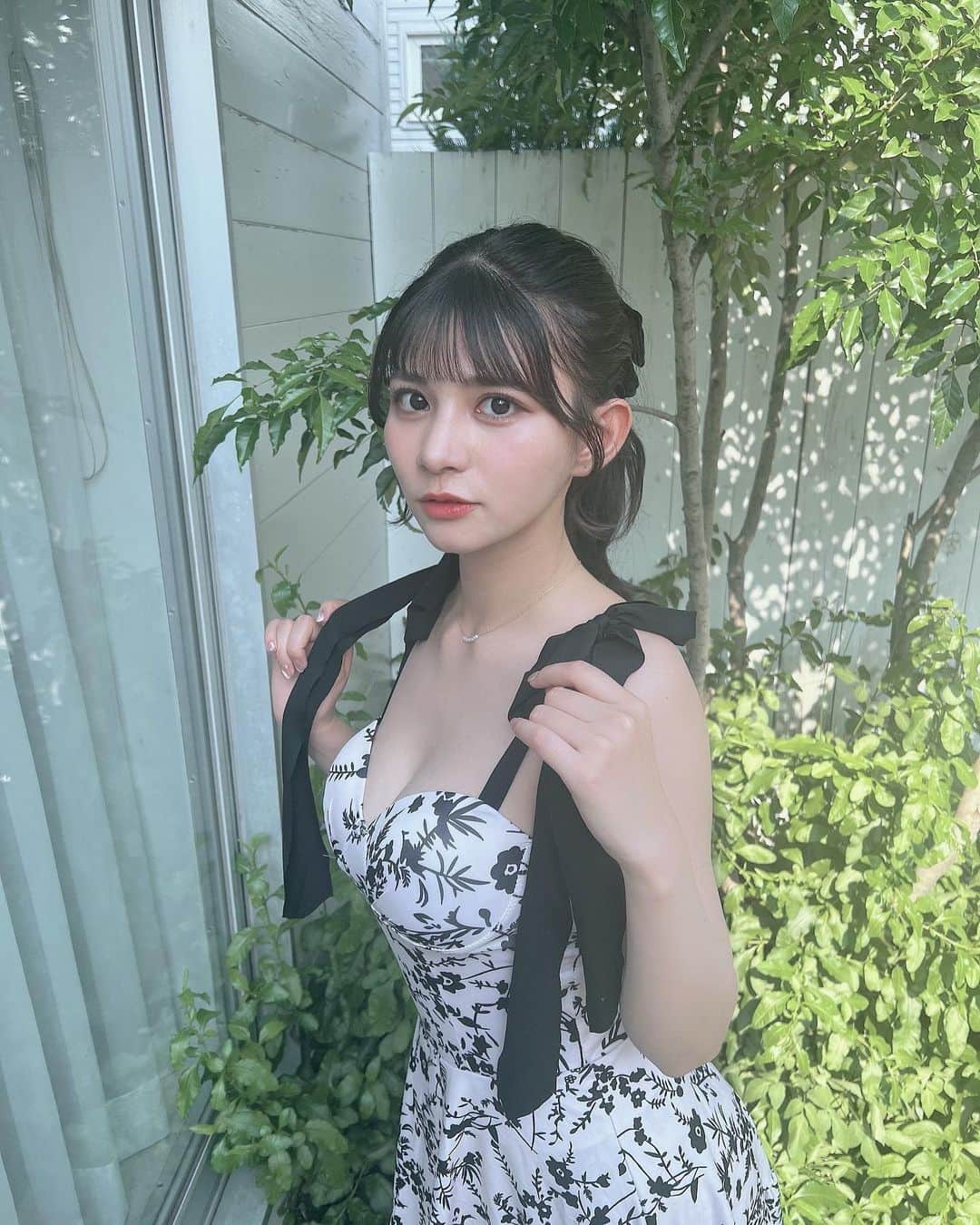 本田夕歩のインスタグラム：「ぽにてりぼん🎀  #水着 #スイムウェア #ワンピース水着 #ポニーテール #ポニーテールアレンジ #ootd」