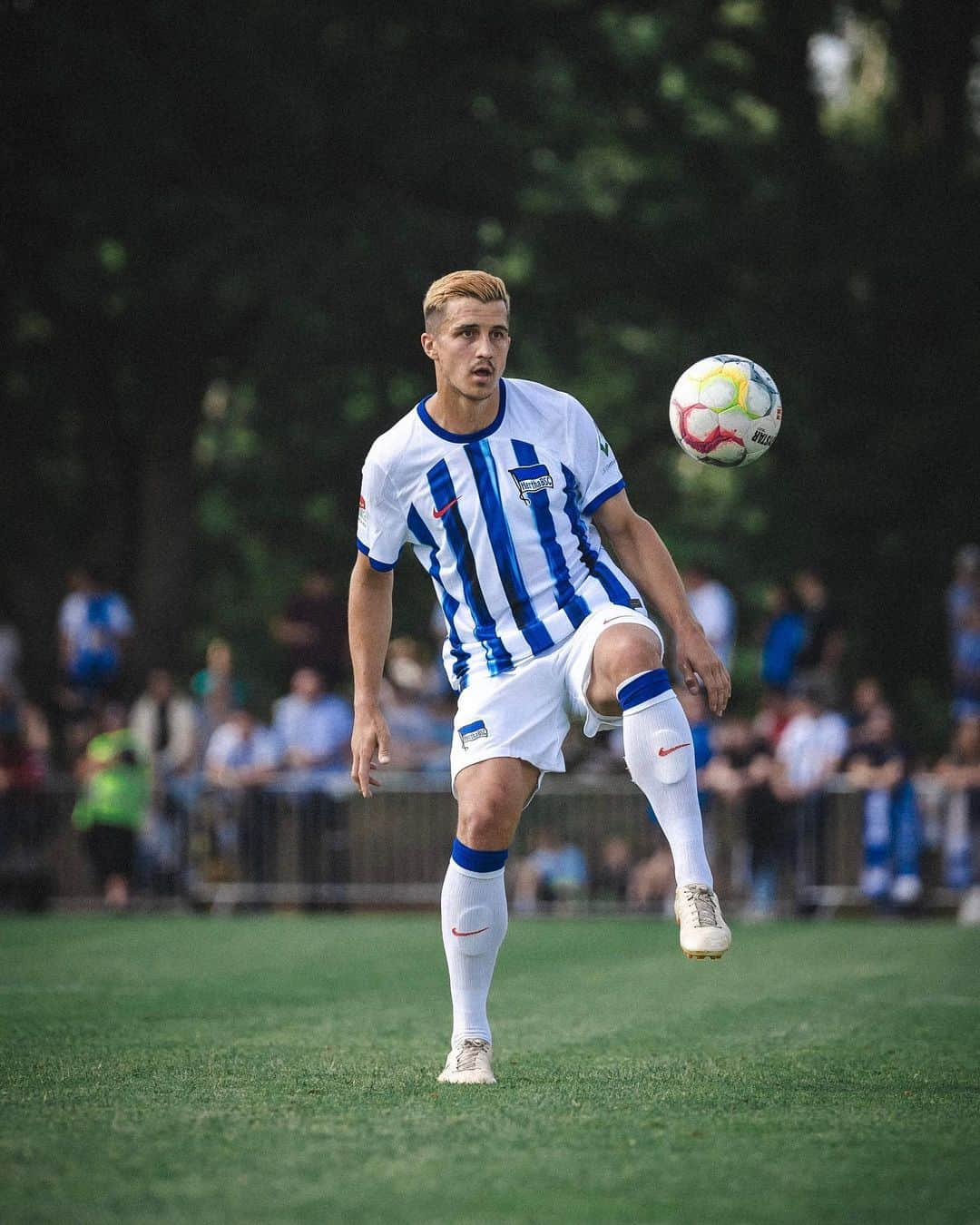 ヘルタ・ベルリンさんのインスタグラム写真 - (ヘルタ・ベルリンInstagram)「Starke erste Halbzeit in einem starken Trikot! 🔥 . . #RSVBSC #HaHoHe #HerthaBSC」7月3日 0時01分 - herthabsc