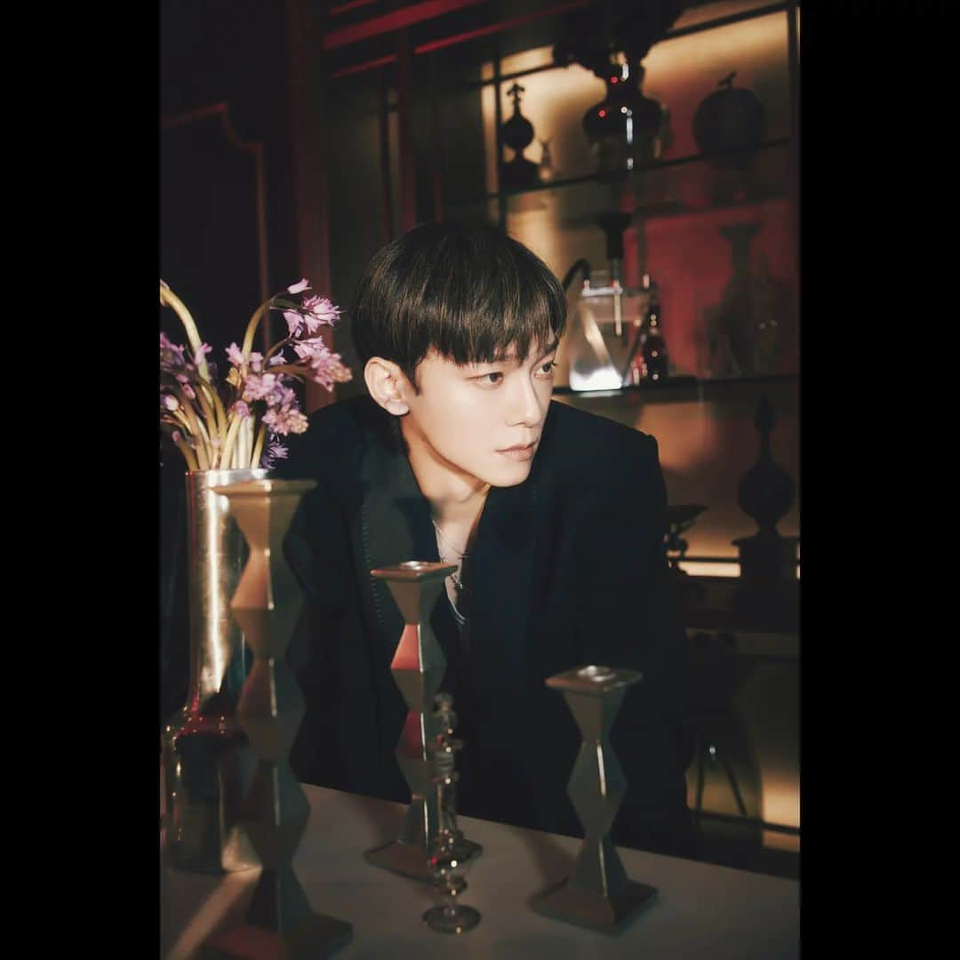 EXOさんのインスタグラム写真 - (EXOInstagram)「EXO 'Cream Soda' Teaser Image #CHEN   【EXO The 7th Album 'EXIST'】 ➫ 2023.07.10 6PM (KST)  Album pre-order ➫ https://EXO.lnk.to/EXIST  #첸 #EXO #엑소 #weareoneEXO #EXIST #EXO_EXIST #CreamSoda #EXO_CreamSoda」7月3日 0時02分 - weareone.exo