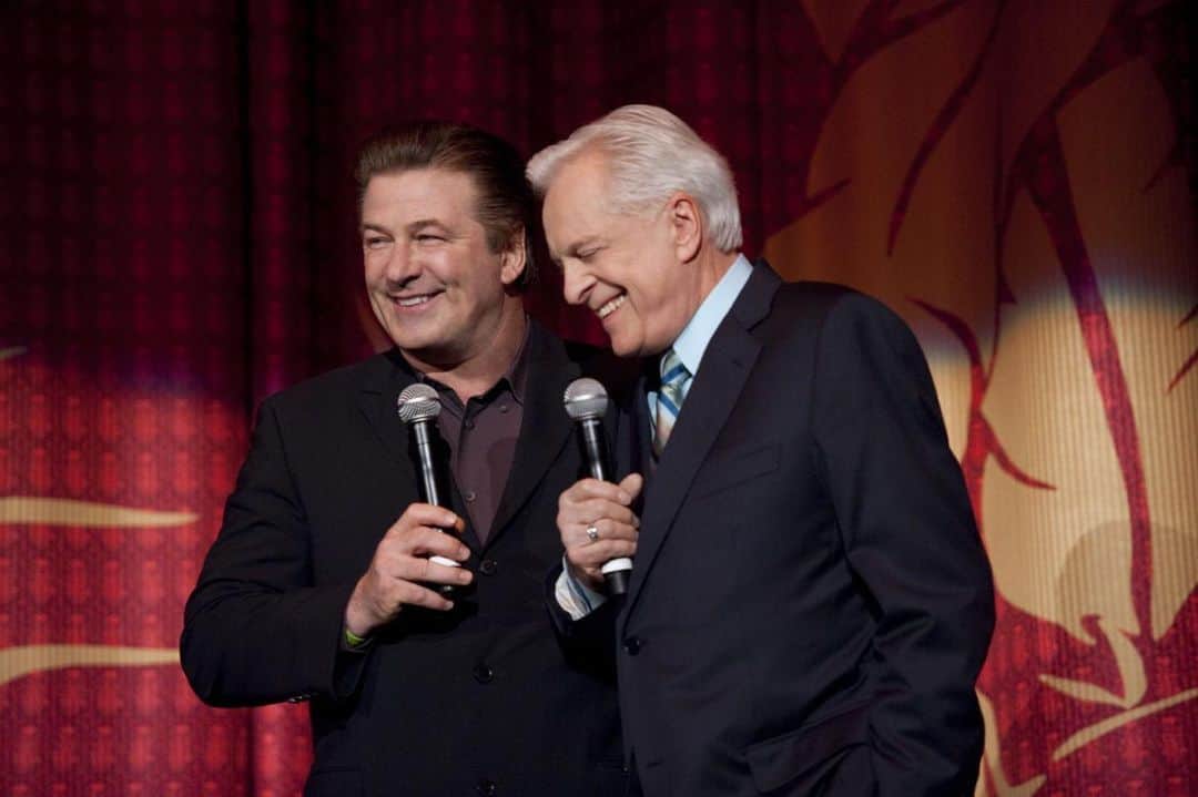 アレック・ボールドウィンのインスタグラム：「Lots of talk lately about changes to and potential problems for TURNER CLASSIC MOVIES. I am grateful to have appeared on THE ESSENTIALS during Robert Osborne’s time there. He was TCM. To work with Bob as a guest co-host was one of the privileges of my career. Informed, funny, polished. When he passed, I wondered what might become of @tcm . We will never see the likes of him again.」