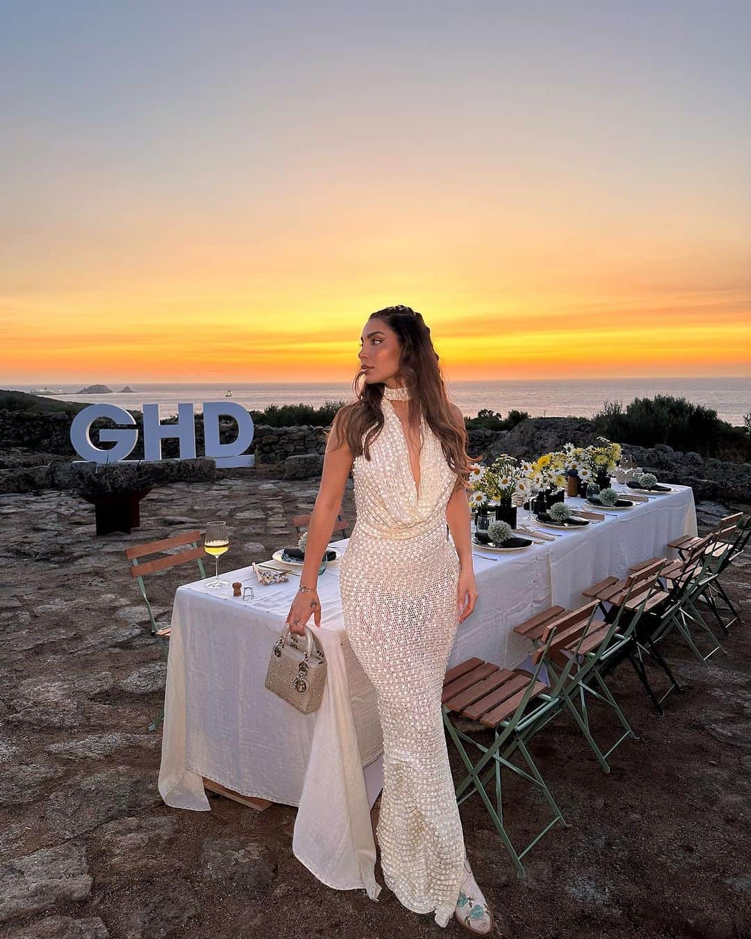 sananasのインスタグラム：「Bon appétit et bonsoir 🌅 *Voyage rémunéré*  #Calvi  #calviontherocks」