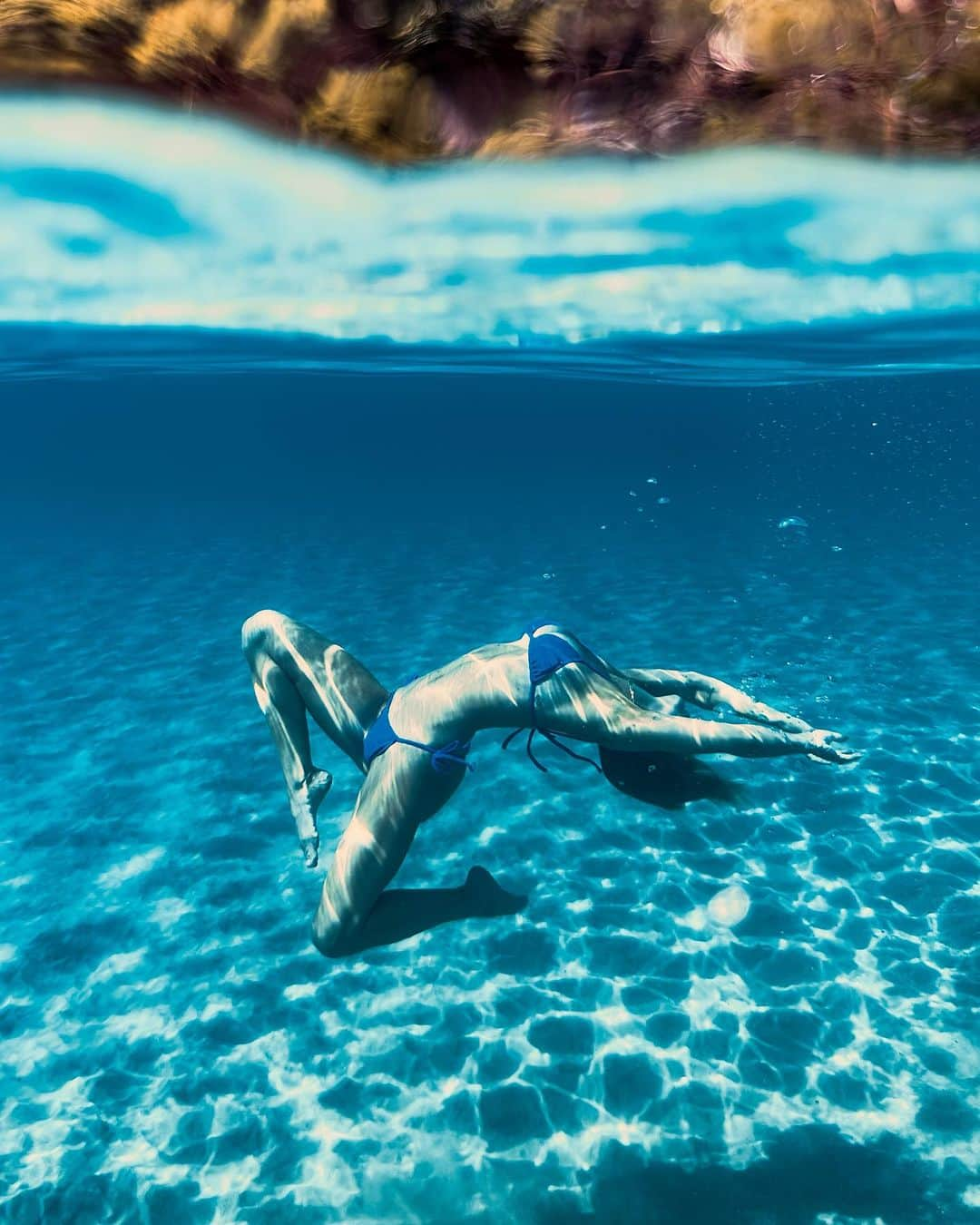 Giovanna Ewbankさんのインスタグラム写真 - (Giovanna EwbankInstagram)「Dançando debaixo d’água com  @neuronha ✨  #fernandodenoronha #noronha #Deus #nature #gratidão #ocean」7月3日 3時13分 - gioewbank