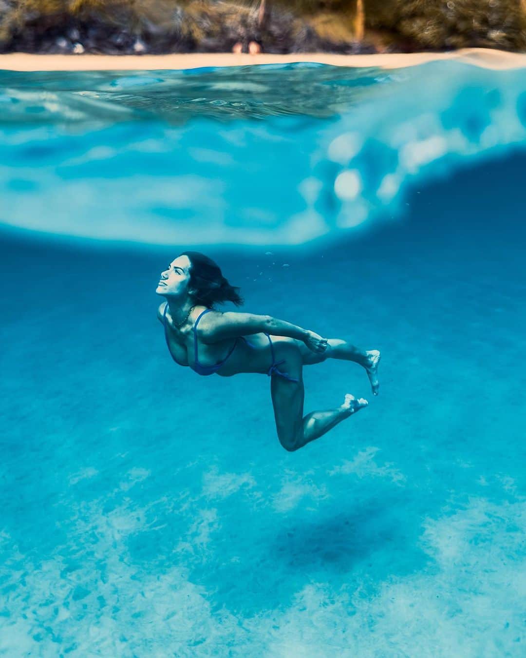 Giovanna Ewbankさんのインスタグラム写真 - (Giovanna EwbankInstagram)「Dançando debaixo d’água com  @neuronha ✨  #fernandodenoronha #noronha #Deus #nature #gratidão #ocean」7月3日 3時13分 - gioewbank