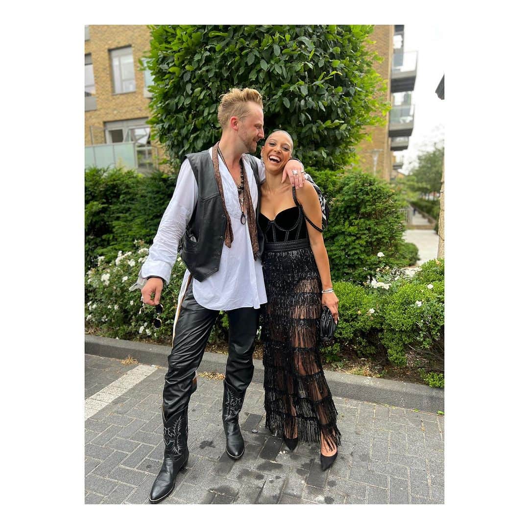 メシア・シムソンさんのインスタグラム写真 (メシア・シムソンInstagram)「The Witcher S3 Premiere with