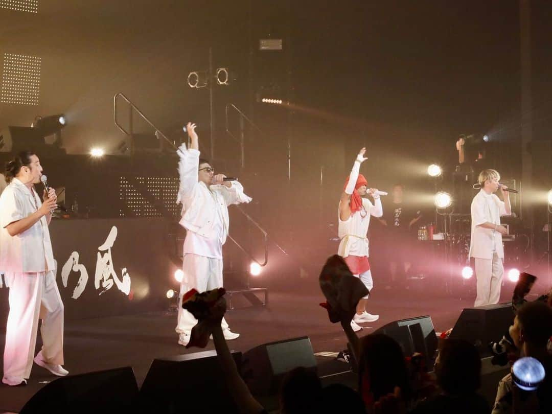 湘南乃風のインスタグラム：「TOUR FINAL!!!!  2023.7.02 Thank you Hiroshima!!  Road to 2023.8.12 YOKOHAMA STADIUM   @redrice134  @waka__danna  @shockeye_official  @voicemagicianjp  @bksound」