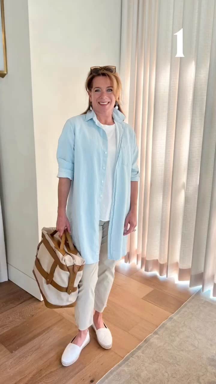 フランク&アイリーンのインスタグラム：「9 pieces, 30 ways: F&E styles are designed to be the most timeless, versatile staples in your closet. Check out how our chic shopper, Brenda, puts together her looks!」