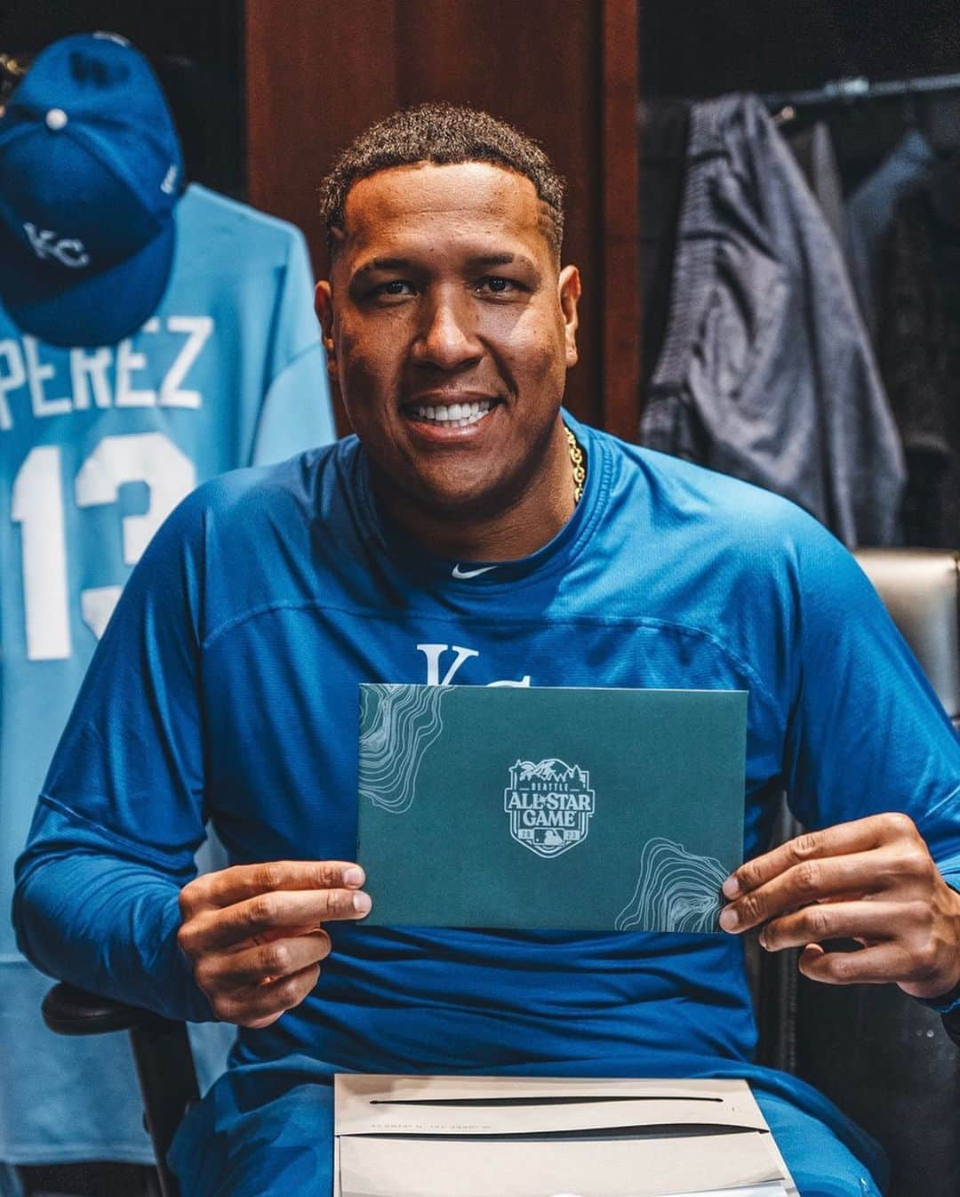 カンザスシティ・ロイヤルズさんのインスタグラム写真 - (カンザスシティ・ロイヤルズInstagram)「Salvador Perez, 8x All-Star. Congrats, Captain! ⭐️」7月3日 6時56分 - kcroyals