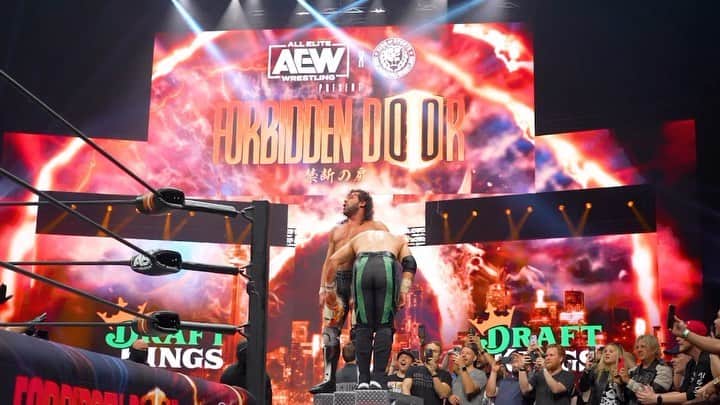 ウィル・オスプレイのインスタグラム：「One week later:  A look back at Omega vs. Ospreay II. #ForbiddenDoor」