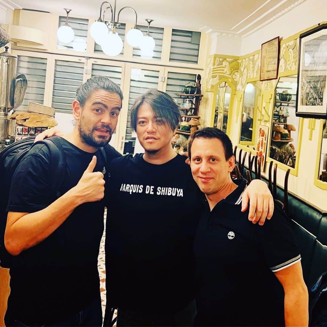 渋谷慶一郎のインスタグラム：「Cyril and Leonard of  @unissondesign, the sound system and PA for this Android Opera performance, have been with me for 10 years since we started working together on THE END. They have a deep understanding of my music and can read orchestral scores. They have made it very easy for me to perform in Europe and the UAE etc. Thank you very much. 今回のアンドロイドオペラ公演でサウンドシステム、PAを担当してくれたUnisondesigbのCyrilとLeonard。THE ENDのときから一緒にやってるからもう10年の付き合い。僕の音楽を深く理解してくれていて、かつオーケストラスコアも読める。彼らがいるからヨーロッパやUAEの公演は非常にやりやすくなった。ありがとう。」