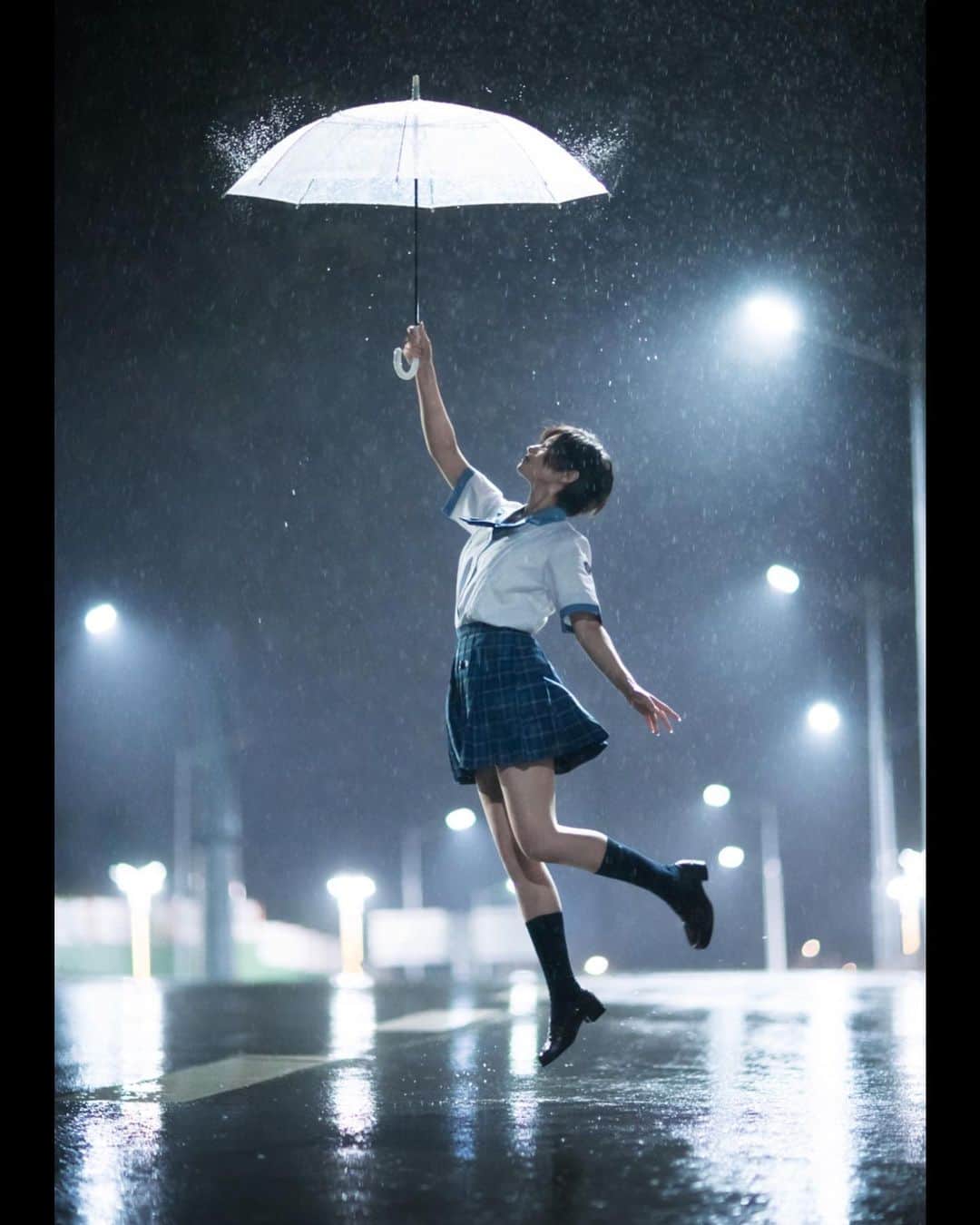  シェン・インインのインスタグラム：「雨の魔法」