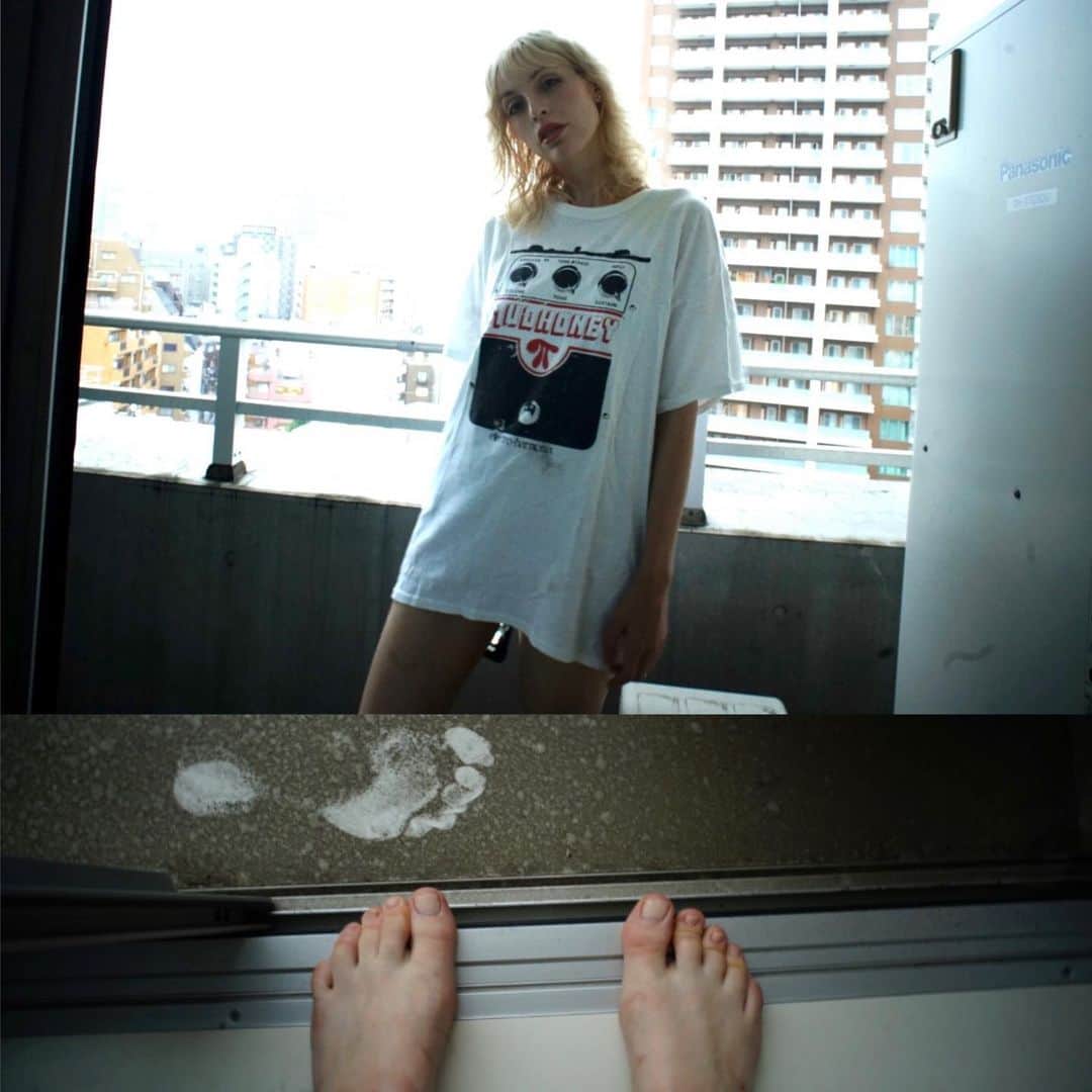 リアンヌさんのインスタグラム写真 - (リアンヌInstagram)「Self portrait in Tokyo 🌧️🏙️🙌」7月3日 19時51分 - cream_with_a_k