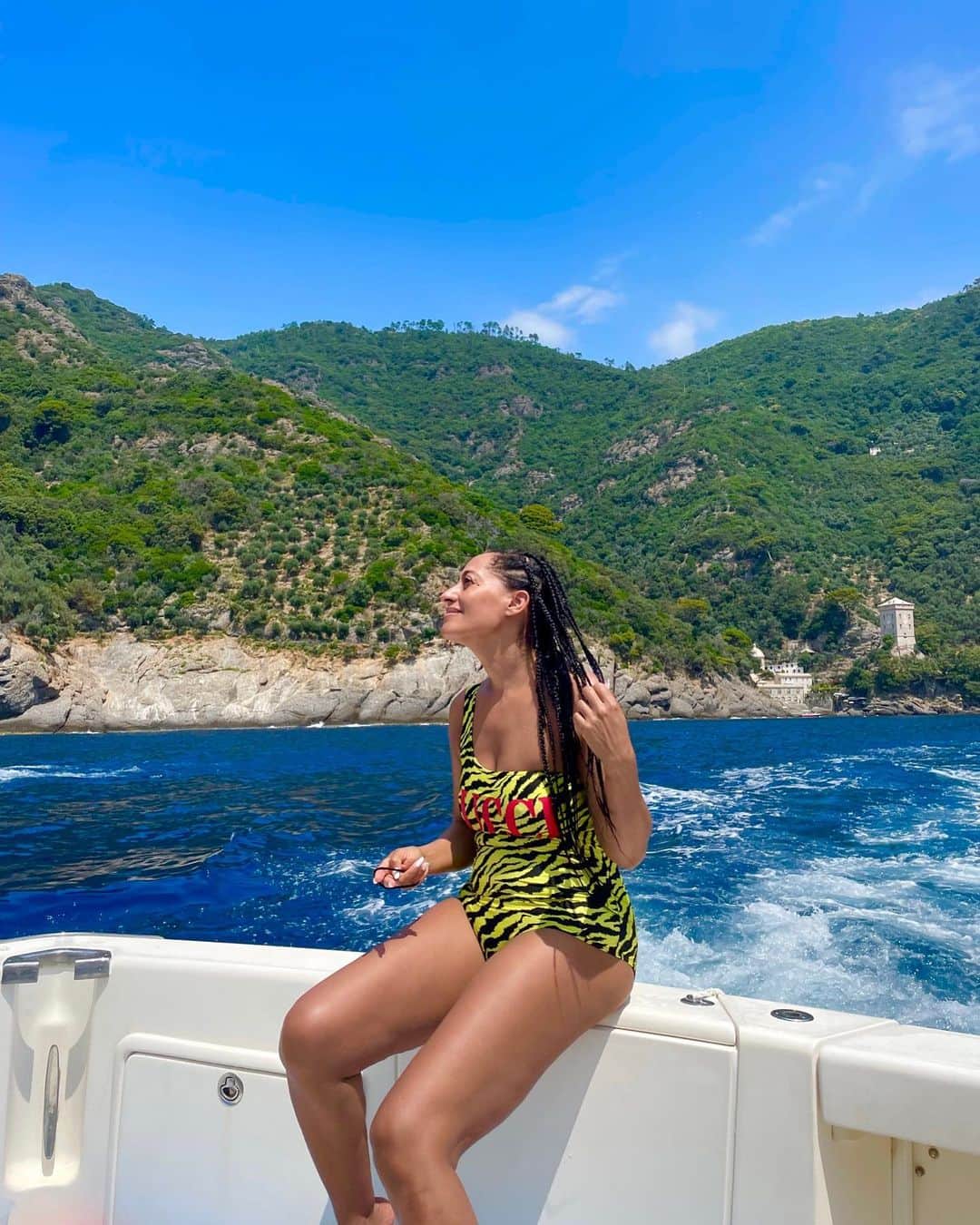 のインスタグラム：「In Vacanza 🇮🇹 | En Vacances 🇫🇷」