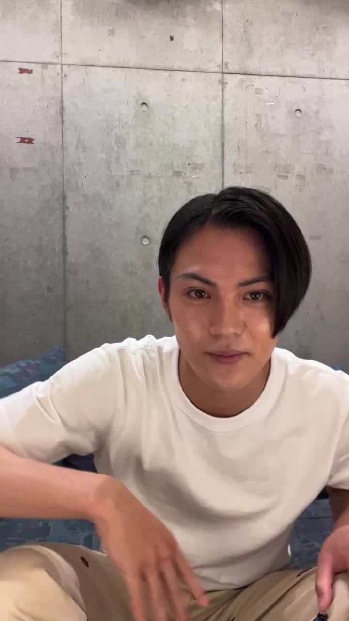 のインスタグラム：「1st写真集「IKKAN」発売記念1stインスタライブ、ありがとうございました。 8/31 発売 9/2 大阪　9/3 東京 イベントでまたお会いしましょう！！」