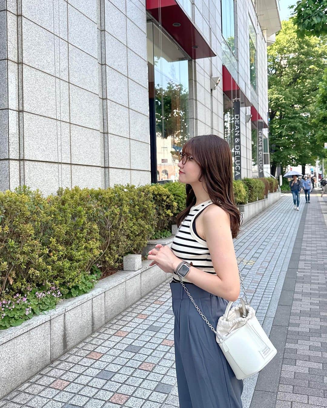 natsumiさんのインスタグラム写真 - (natsumiInstagram)「いつかのカフェ活した日☕️🤍 ㅤㅤㅤㅤㅤㅤㅤㅤㅤㅤㅤㅤㅤ ぜんぶ美味しかった〜〜 ˎˊ˗ この日あっつすぎて一生暑い、、って 言ってた記憶、、🫠 でもはっぴーだったこともあった♡ ㅤㅤㅤㅤㅤㅤㅤㅤㅤㅤㅤㅤㅤ 韓国っぽいコーデもお気に入りなのさ☺︎ ㅤㅤㅤㅤㅤㅤㅤㅤㅤㅤㅤㅤㅤ tops @hm  bottom 韓国で購入したスラックス sandal @shein_japan  bag @maisonmargiela  ㅤㅤㅤㅤㅤㅤㅤㅤㅤㅤㅤㅤㅤ ㅤㅤㅤㅤㅤㅤㅤㅤㅤㅤㅤㅤㅤ ㅤㅤㅤㅤㅤㅤㅤㅤㅤㅤㅤㅤㅤ ㅤㅤㅤㅤㅤㅤㅤㅤㅤㅤㅤㅤㅤ #ootd #code #hm #shein購入品 #shein #マルジェラ #恵比寿 #恵比寿グルメ #恵比寿カフェ #東京カフェ #カフェ巡り #韓国ファッション #夏コーデ」7月3日 20時22分 - iskw_ntm