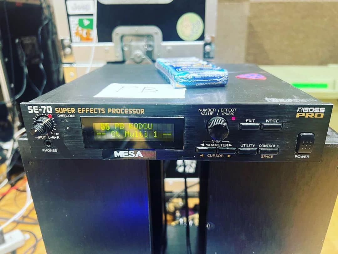 ミヤ さんのインスタグラム写真 - (ミヤ Instagram)「プチブラリハーサル初日終了！！ #petitbrabancon  #プチブラ噛みつき #bossse70  #jc160 #mesaboogieblackshadow」7月3日 20時28分 - miyaguchi