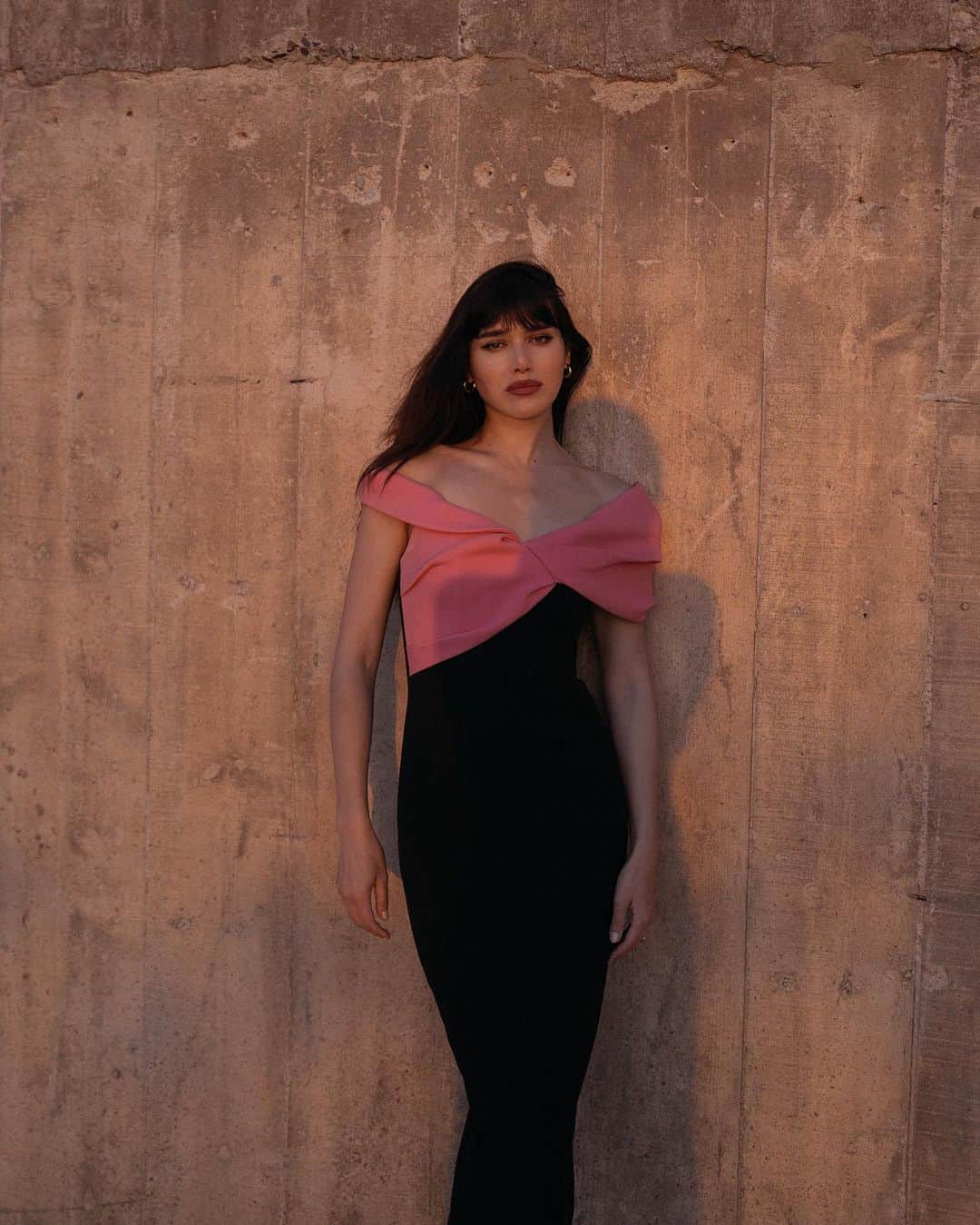 のインスタグラム：「Portrait at sunset.」