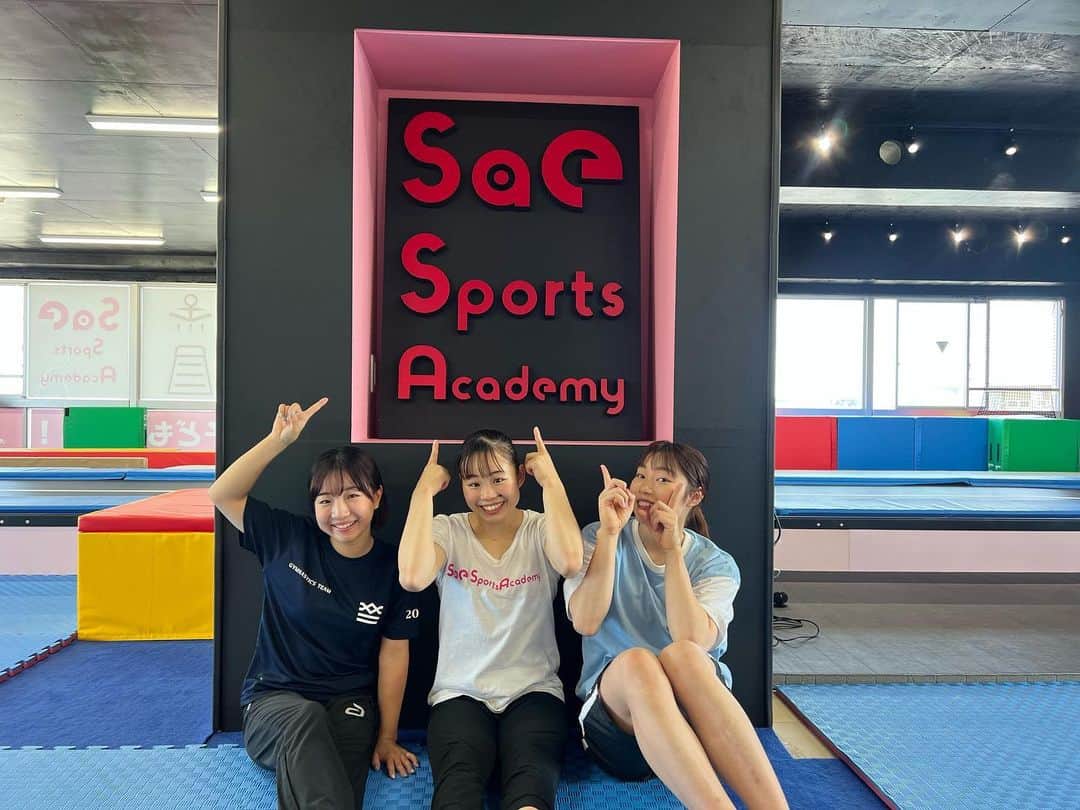 寺本明日香のインスタグラム：「祝OPEN! @sae_sports_academy   西東京市にできた さえが開業した体操教室🤸‍♂️ オープニングイベントに ゲストで参加しました✨️  共にリオで戦った親友の頑張り応援します⊂(^・^)⊃」