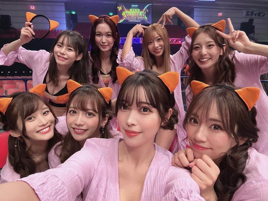 のインスタグラム：「#ABEMA presents #RISE_WS 2023 1st Round ❤️‍🔥  会場にお越し頂いた皆様、ABEMAにて視聴してくださった皆様ありがとうございました❣️  すごい大会でした！オープニングファイトからうるうるして、1試合目の京谷選手の涙もぐっとくるものがありました😢🎊塚本選手のKOもすごかったです！門口選手と川上選手の試合もハイレベルな戦いで手に汗を握る試合でした！中野選手のKOでより会場が熱くなり、風音選手と政所選手の試合で感極まってました、、延長まで2人の熱い思いが伝わってきました、、。オープンフィンガーの試合もドキドキでチャンヒョンリー選手も山口選手もすごい、、、とてもかっこよかったです！ 54㎏トーナメントも感情が忙しかったです、、。KOも多くて、思わず身を乗り出してしまいそうな激闘でした🥹🔥そしてメインの原口選手の強さに感動、、！おめでとうございます🎊 選手の皆様の戦う姿本当にかっこいい…！山田洸誓選手の引退セレモニーも感動しました🥺お疲れ様でした！  選手の皆様、関係者の皆様お疲れ様でした！🔥　  RISE最高！」