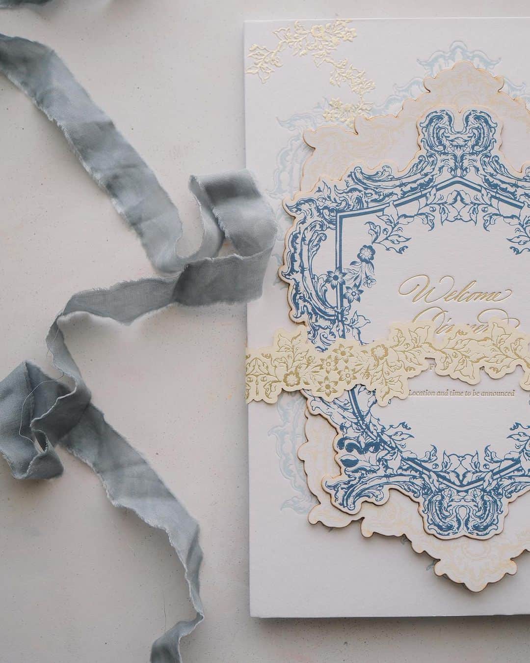 Veronica Halimさんのインスタグラム写真 - (Veronica HalimInstagram)「Introducing a Lake Como invitation suite that draws inspiration from the rich cultural heritage of Portugal, the groom's home country. This invitation suite showcases the timeless beauty of blue Azulejo tiles, elegantly incorporated throughout the card. To capture the essence of a summer wedding, touches of a refreshing lemon color palette have been carefully added, enhancing the overall aesthetic. — #lakecomowedding #azulejosportugueses #portugesetiles  #villadeeste #destinationwedding #italywedding #weddinginvitation #stationerydesign #weddingcalligraphy #lakecomo」7月3日 11時49分 - truffypi