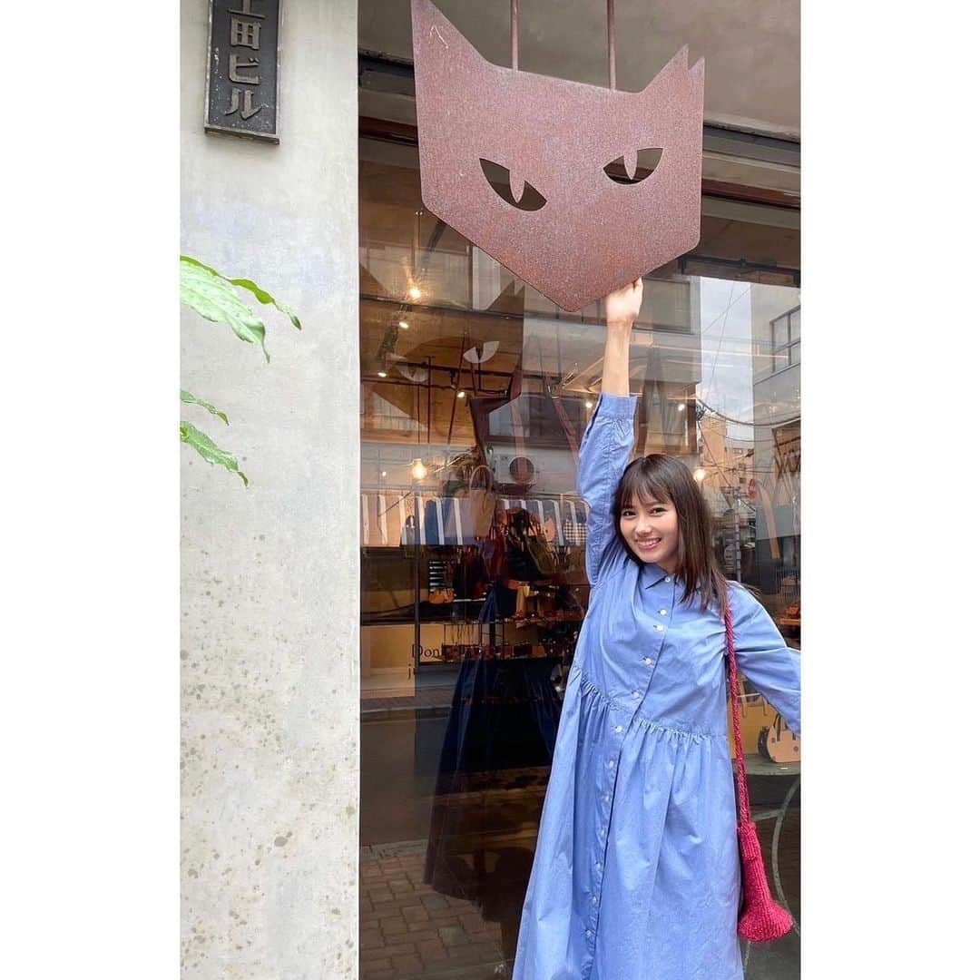 黒崎レイナさんのインスタグラム写真 - (黒崎レイナInstagram)「日本テレビ「The Gift」 本日21：54から放送です！  猫アイテムが可愛くて癒されました🐈  是非ご覧ください。  https://www.ntv.co.jp/thegift/  #TheGift」7月3日 12時06分 - reinakurosaki_official