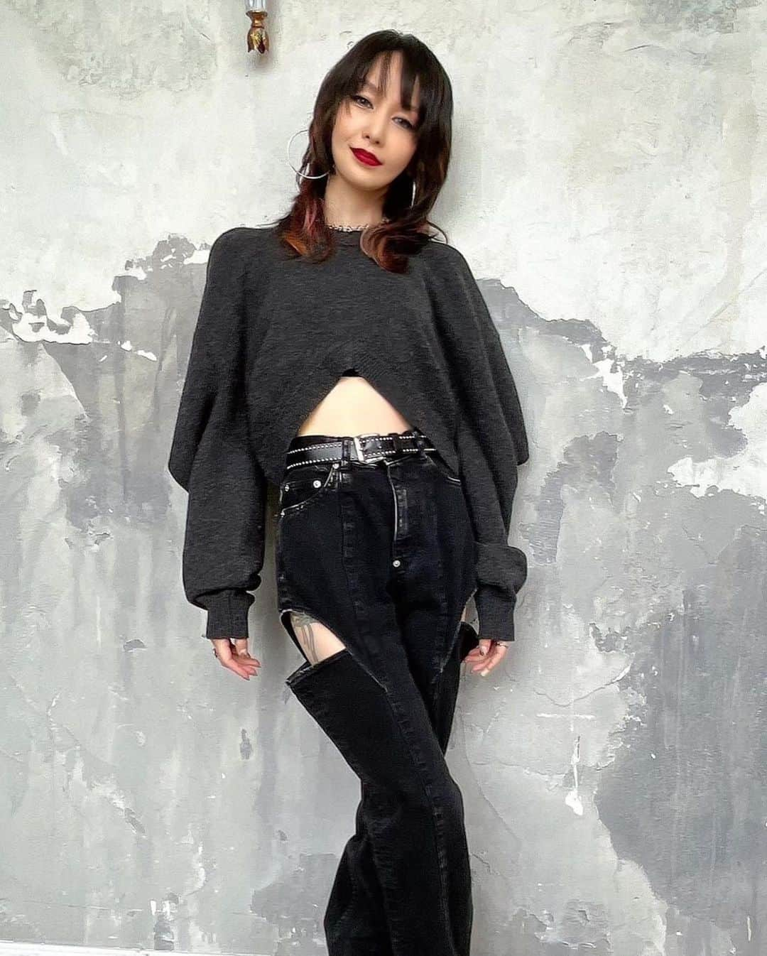 ジョンローレンスサリバンさんのインスタグラム写真 - (ジョンローレンスサリバンInstagram)「JOHN LAWRENCE SULLIVAN  washed denim hollowed out pants worn by Mika Nakashima(@mikanakashima_official).  Special thanks to @mikanakashima_official   #johnlawrencesullivan  #mikanakashima」7月3日 12時08分 - johnlawrencesullivan_official