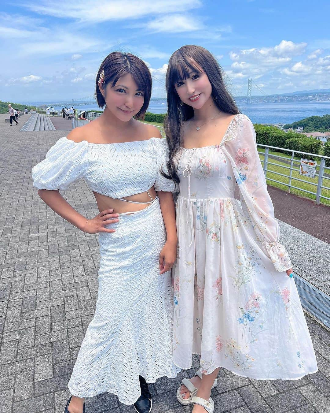 今村知可のインスタグラム：「昨日は淡路島で撮影会‼️ ロケ撮影➕観光➕秘境♡盛りだくさんの撮影でしたぁ‼️ みんなでワイワイ♡めぇめぇちゃんとも楽しく撮影できましたぁ❗️  #撮影会モデル #淡路島 #キャンギャル #レースクイーン #ロケーションフォト #ポートレート #被写体 #model #japanphoto #asianbeauty #撮影会の女神さま #カメラマンさんと繋がりたい #写真好きな人と繋がりたい #島大好き #insta #リルフィー撮影会 #instagood #followforfollowback #フォロワー募集中」