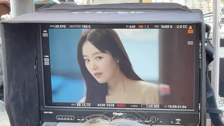 シン・ゴウンのインスタグラム：「유진아 미안해 많이 아파쬬?  #비밀의여자」