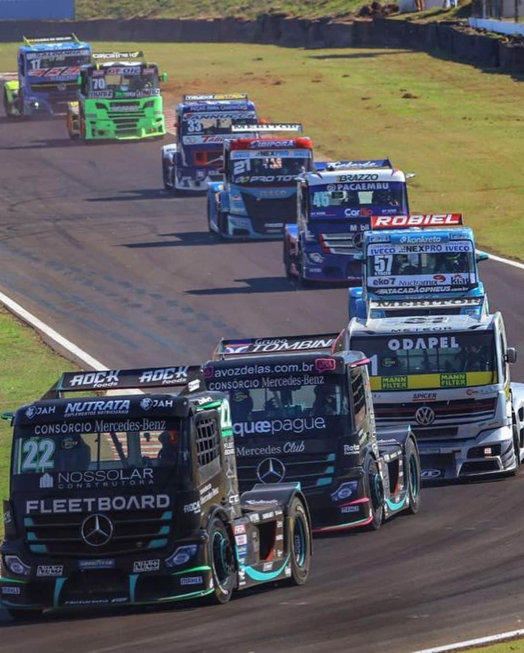 カイオ・カストロさんのインスタグラム写真 - (カイオ・カストロInstagram)「Mais um pódio, mais um P2 Belo trabalho equipe @asgmotorsportbr  Obrigado Deus, pela capacidade e consciência 🙏🏽♥️ E obrigado pessoal de cascavel, vcs deram um show a parte 🫵🏽⚡️」7月3日 13時07分 - caiocastro