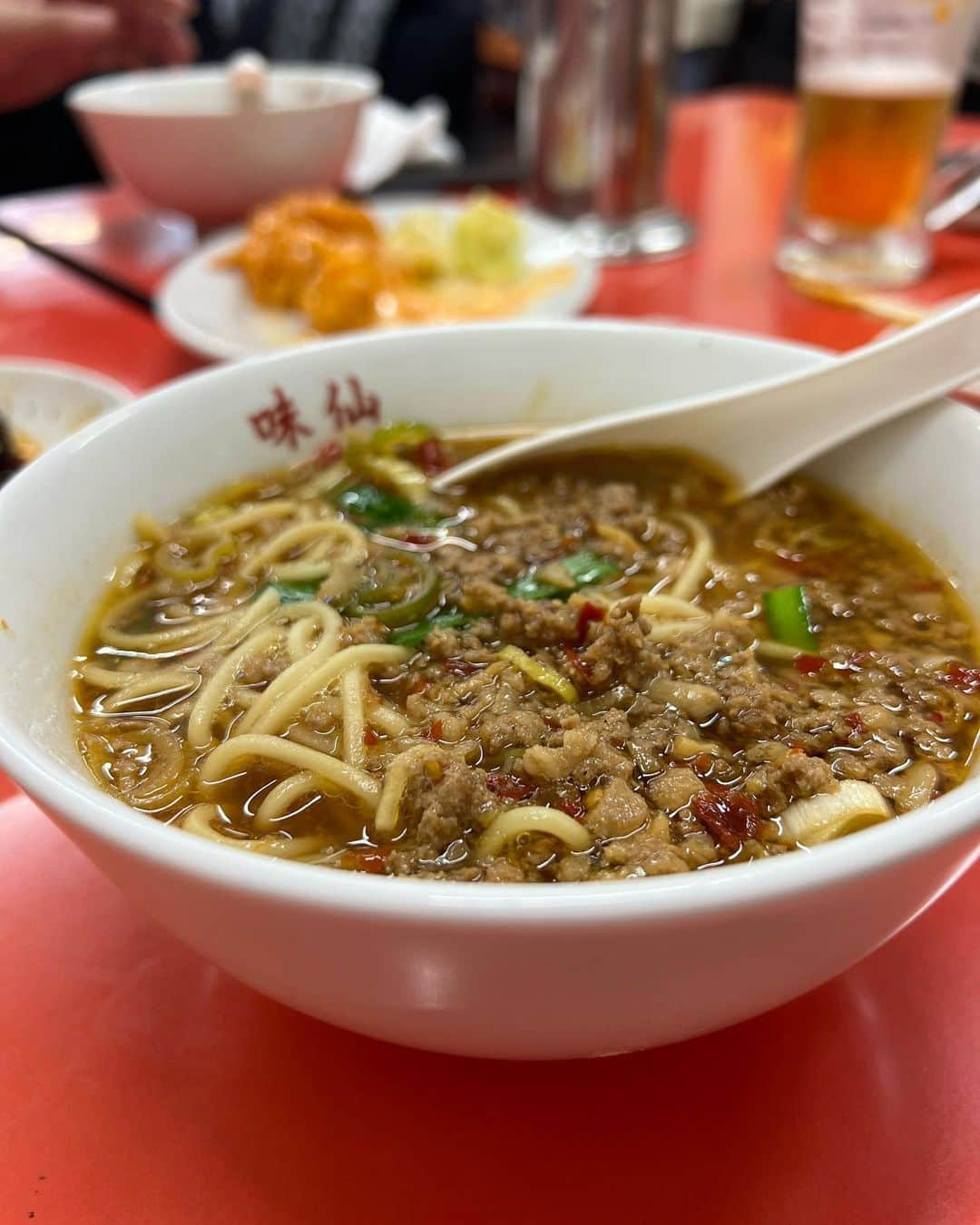 璃子さんのインスタグラム写真 - (璃子Instagram)「名古屋、三重名物食い倒れツアー🏯💓 ひつまぶし、手羽先、味仙、伊勢うどんどれも最高だった🍗🍜🍲 夏はナガシマスパーランドに行きたいな🌻✨  #名古屋 #名古屋グルメ #名古屋城 #名古屋観光 #三重 #三重観光」7月3日 13時10分 - ricopiiine