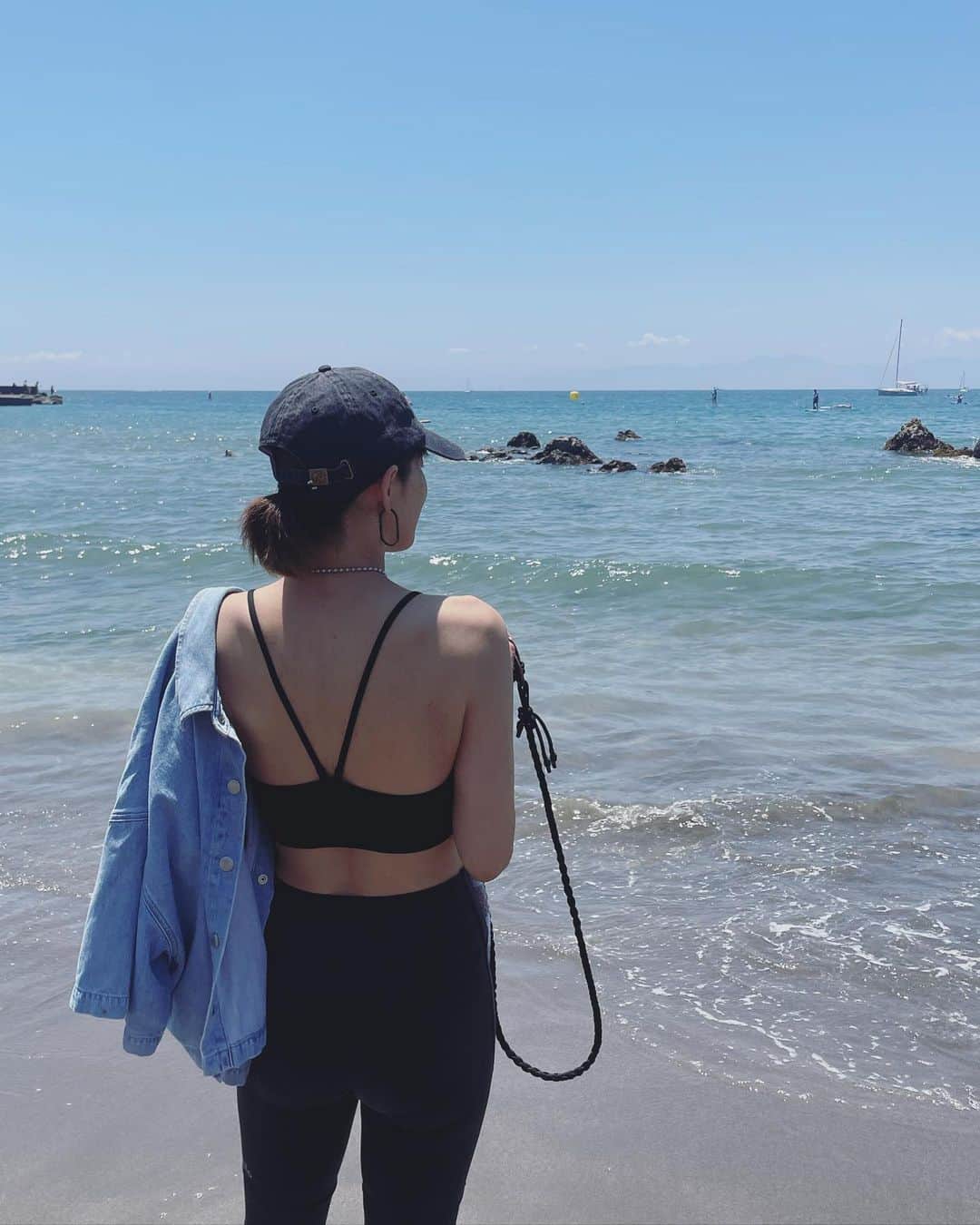 畑野ひろ子さんのインスタグラム写真 - (畑野ひろ子Instagram)「昨日は葉山へ、日帰りリトリート。 @kona_shiho ちゃんと参加してきました。  海の香り、波の音、自然のパワーを沢山感じて自分と向き合う時間☺️」7月3日 13時15分 - hiroko_hatano_