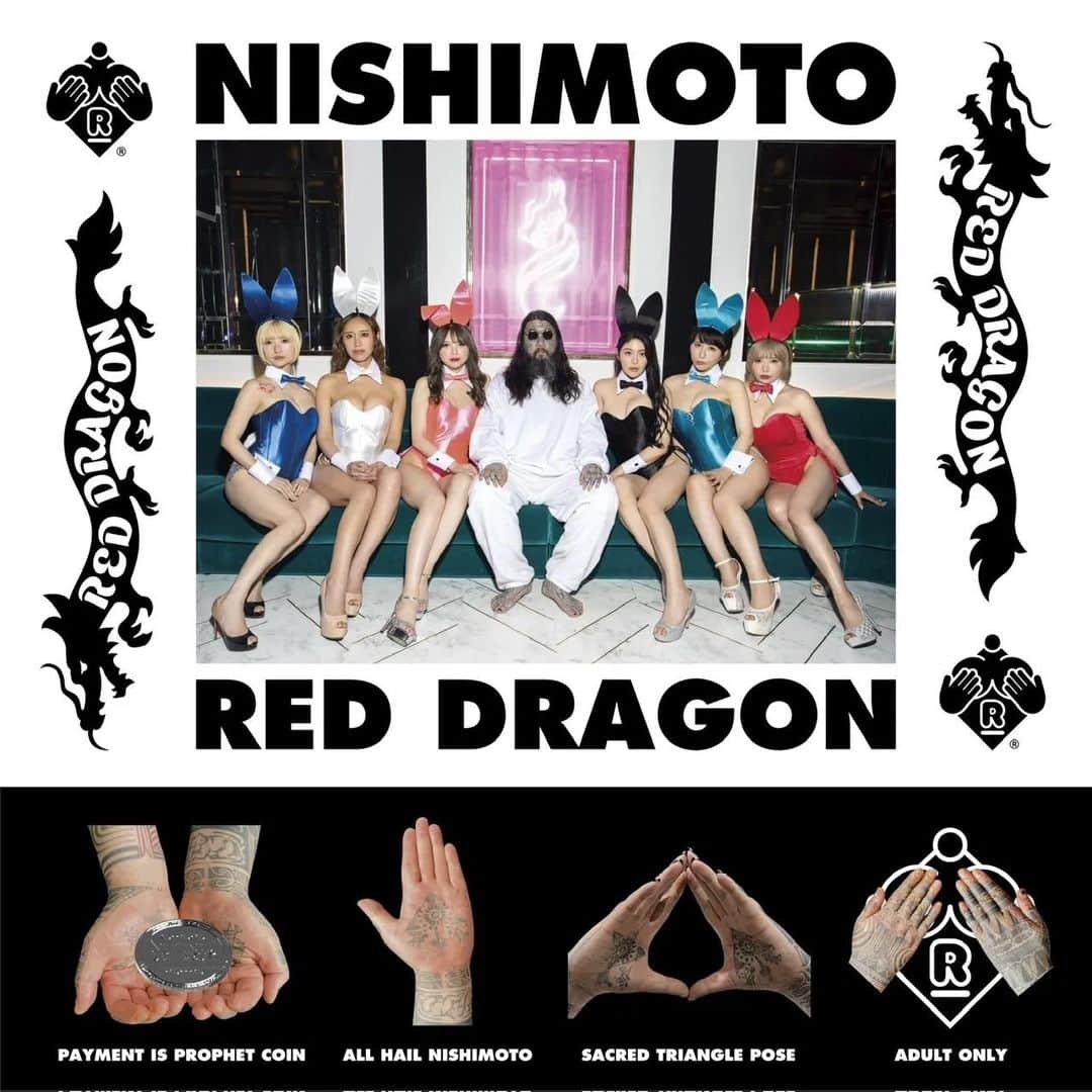 smartさんのインスタグラム写真 - (smartInstagram)「Red Dragon × NISHIMOTO IS THE MOUTH コラボレーションTeeが発売中！ @roppongi_reddragon @k_nisimoto_ @commonbase.jp @sixshop_tokyo  エロ＆アートをコンセプトにストリートカルチャーにも造詣が深く、「ちんかめ」内藤啓介氏やハイロックデザインオフィス、MAJOR FORCE PRODUCTIONSも参画する異色のキャバクラ “Red Dragon”が、架空のカルトクラブとして、過去に類を見ないブランドポジショニングで成長を続けるブランド”NISHIMOTO IS THE MOUTH”とのコラボレーションTeeが発売中。 フォトグラファー内藤啓介氏が撮り下ろしたRed Dragon所属キャストと預言者NISHIMOTOとの写真とNISHIMOTO IS THE MOUTHの象徴的な文字配列によって構成されたデザインは、Red Dragonオンラインストア【SIX SHOP -TOKYO SOUVENIR-】とCOMMON BASEオンラインストアでしか手に入らないアイテムとなっている。 ------  ■発売情報 Red Dragon × NISHIMOTO IS THE MOUTH TEE サイズ： M / L / XL / 2XL カラー：ホワイト/ブラック 価格： 各8,580円(税込)  【販売場所】 Red Dragon オンラインストア 【SIX SHOP -TOKYO SOUVENIR-】 @sixshop_tokyo ( URL ) https://six-shop.net  COMMON BASE オンラインストア @commonbase.jp (URL) https://commonbase.jp  【販売日時】6月24日(土) 15:00〜 7月9日(日)23:59 【販売方法】受注生産 【お届け納期】8月上旬頃発送予定  ------  ■Red Dragon 個性豊かなセクシー女優が多数在籍するプレミアムなキャバクラ。エロ&アートをコンセプトに東京のサブカルチャーをミックスしながら夜のエンターテイメントの全く新しい価値観を東京六本木から世界に発信している。 Links： https://r-dragon.jp/links/  ------  ■NISHIMOTO IS THE MOUTH(ニシモトイズザマウス) 「赤ん坊は神であり、西本は口である」 過去にDrake、Virgil Abloh、Tom SachsらがTシャツを着用したことでアメリカを中心に注目され始める。当時は、友人、知人にのみ配布する形で流通されていたが、2020年より精力的に活動を開始する。同ブランドアイテムの取り扱いは、現在、世界中の高感度セレクトショップ約30店舗で展開される。メディア出演や異業種とコラボレーション、デジタル宣教師(NFT)等、活動の幅を拡大中。 HP：https://nishimotoisthemouth.com Instagram：https://www.instagram.com/k_nisimoto_ Twitter：https://twitter.com/nishimoto6996 Discord：https://discord.gg/4QVXa8jZfg  ---------------------  #六本木 #東京 #日本旅游 #art #人気店 #有名店 #行列店 #japantrip #worldfamous #bunnygirl #kawaii #kawaiigirl #forbestravelguide #visitjapanjp #旅遊景點 #japan #tokyo #roppongi #discovertokyo #tokyostreet #discoverjapan #tokyotrip #japantrip #tokyolife #ilovetokyo #tokyosouvenir #japon #japansouvenir #療癒 #好吃」7月3日 13時26分 - smart_tkj