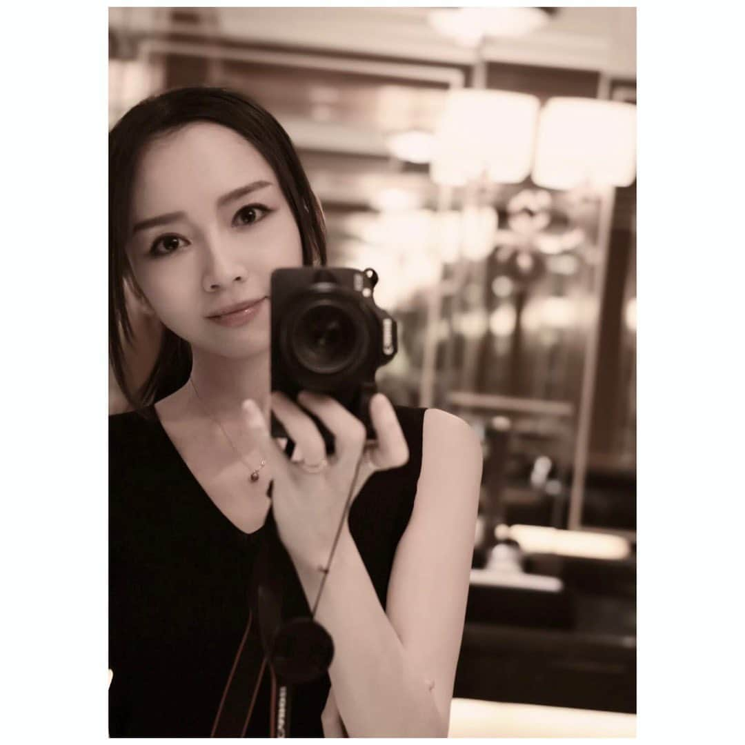 宮本笑里さんのインスタグラム写真 - (宮本笑里Instagram)「カメラ📸はじめてみた  　  #tokyo #japan @eos_canonjp  @canon_eosm  #canon #eos」7月3日 14時36分 - emirimiyamoto