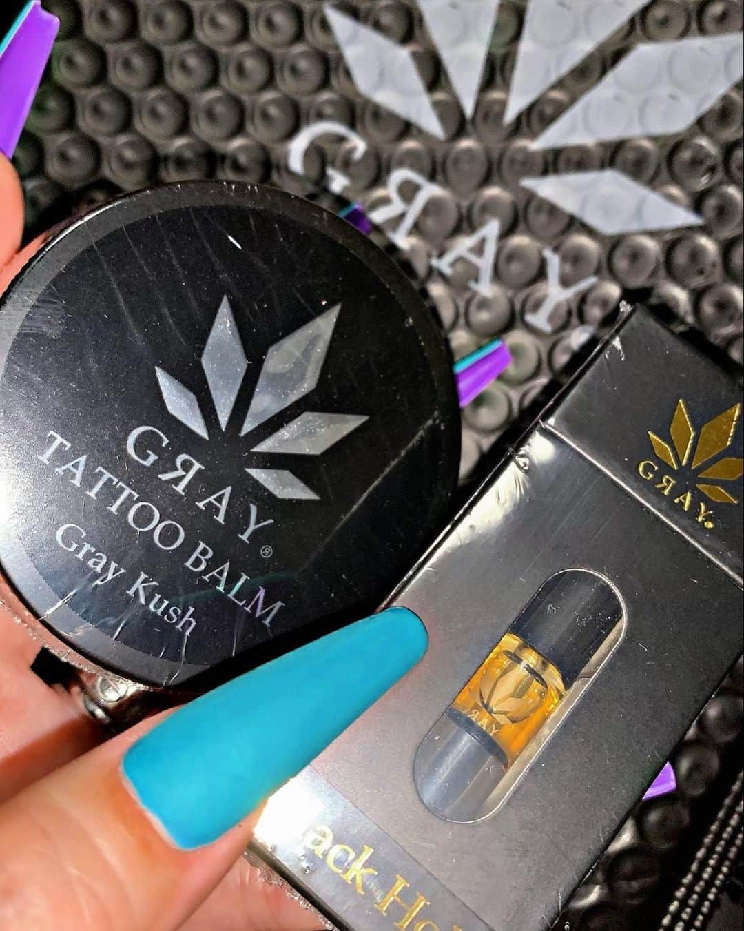 EMMAのインスタグラム：「GRAY coupon code 初回限定20%OFF【GRAY 】 10%OFF【GRAYTATTOO】」