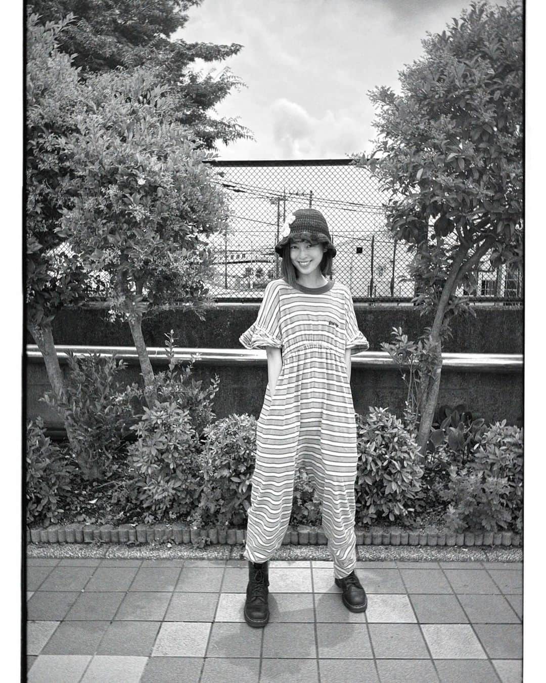 滝裕可里のインスタグラム：「良い天気なのに 股関節痛めちゃって安静中😞 早く治りますように…❤️‍🩹」