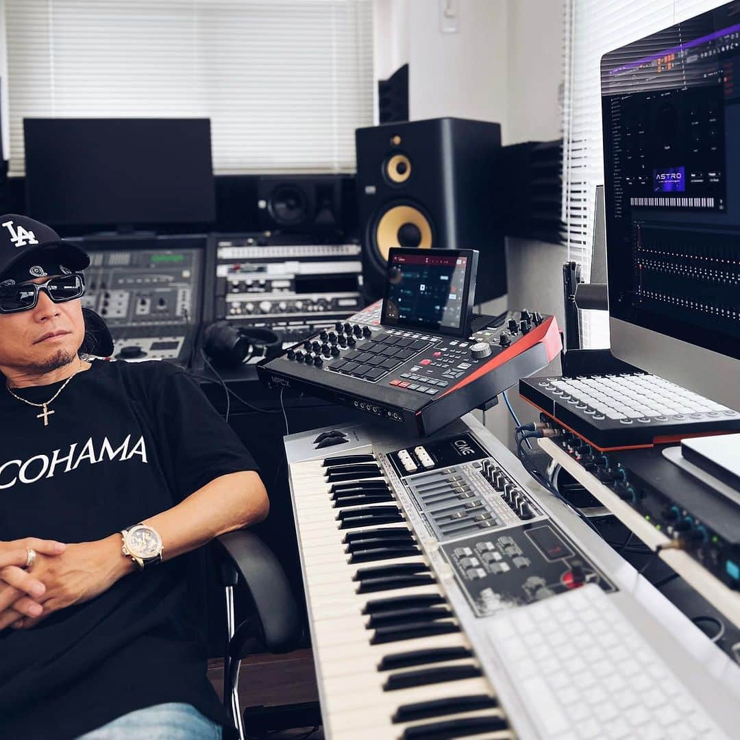 DJ PMXのインスタグラム：「. ひたすらStudio Work Beat何曲作ったかな？  #theoriginalv #locohama #dblstidio」